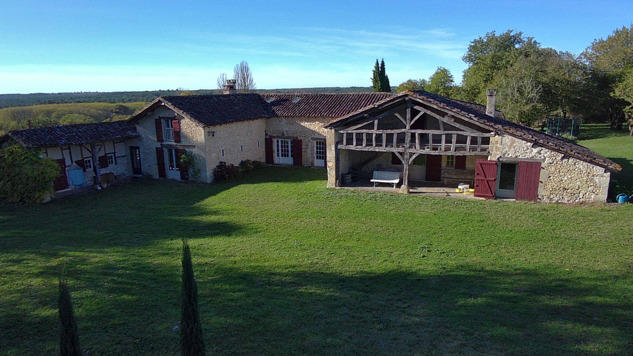 Loue grande maison familiale - 14 couchages - 7 chambres - Nérac - Lot-et-Garonne
