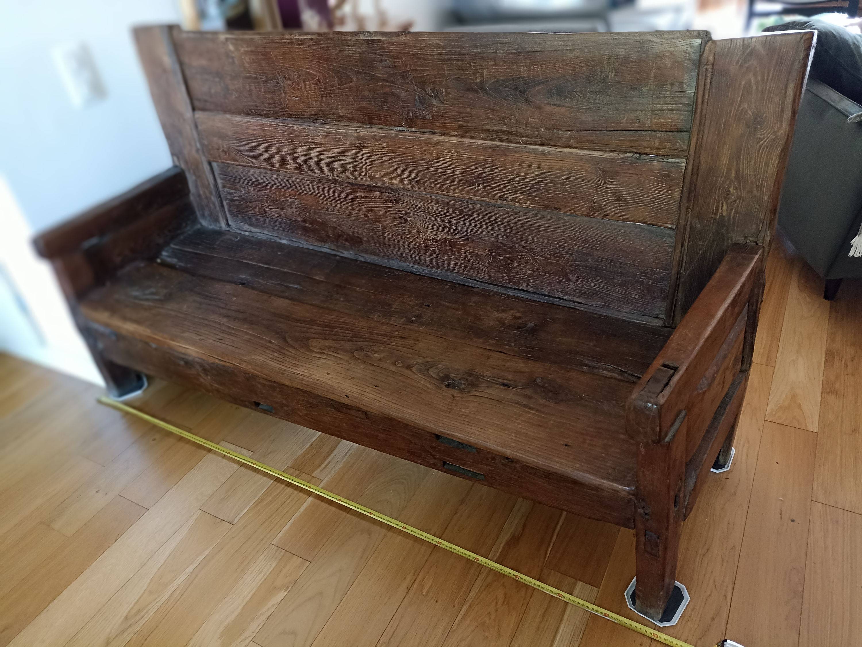 Vends banc d’église médiéval