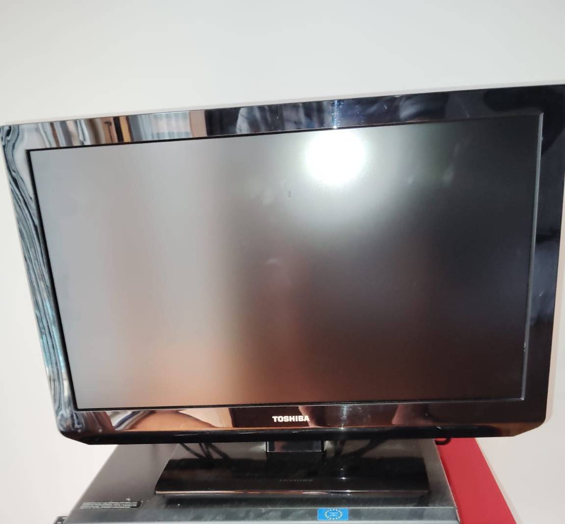 Vends télévision