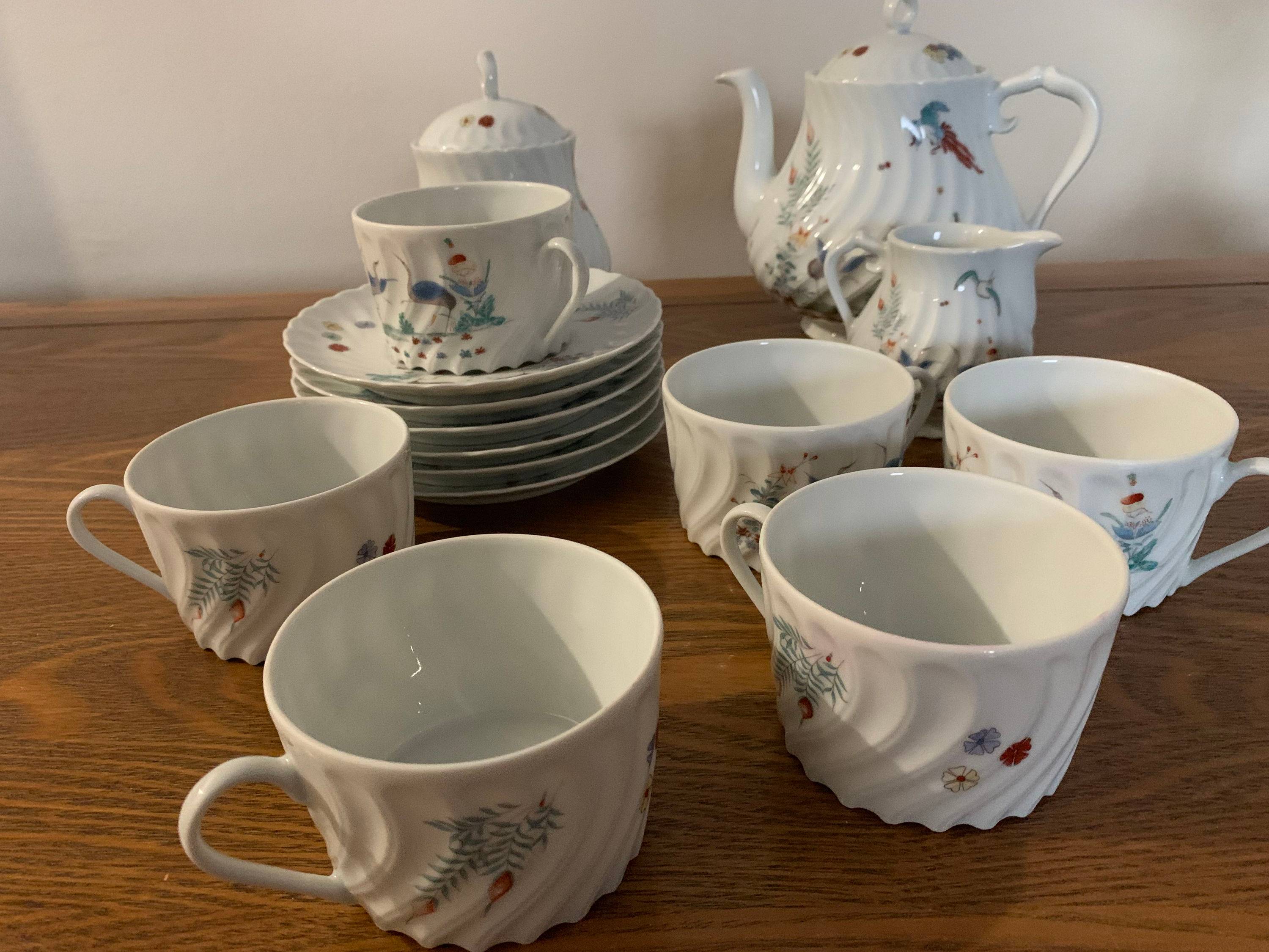 Vends service à thé porcelaine du Lys Royal