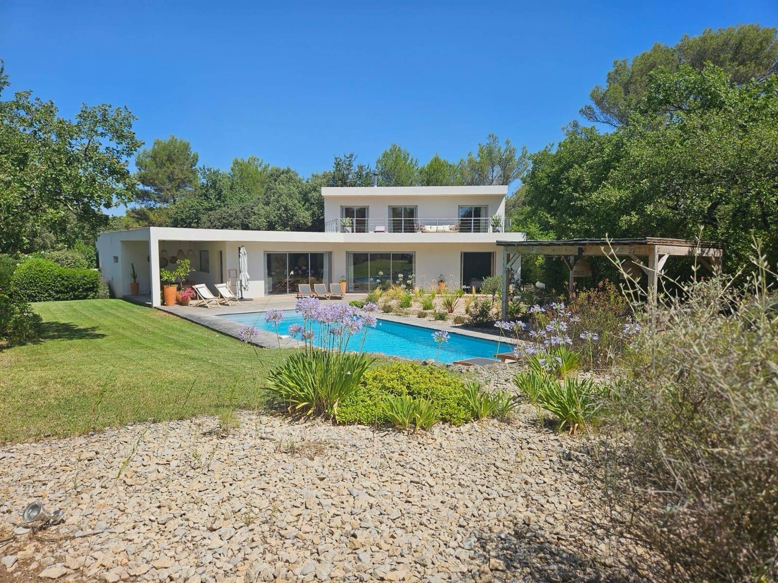 Loue villa au calme à Aix-en-Provence - 9 couchages