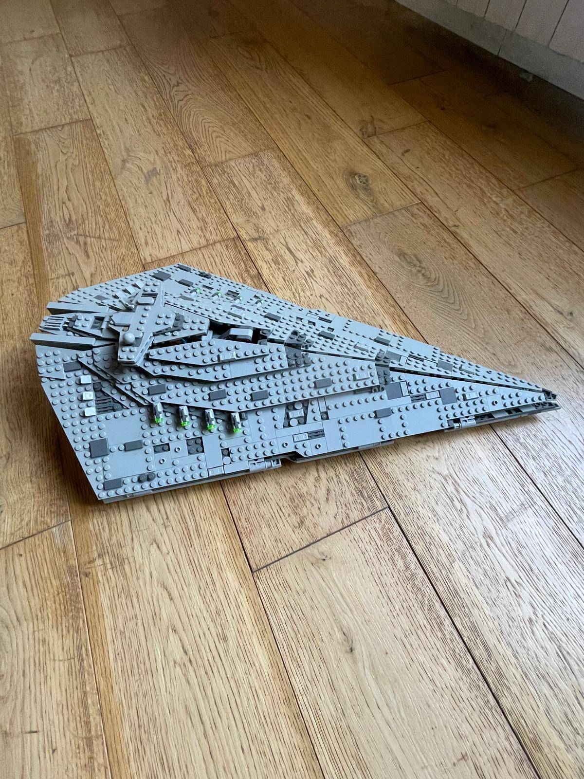 Vends Lego Star Wars destroyer n°75190