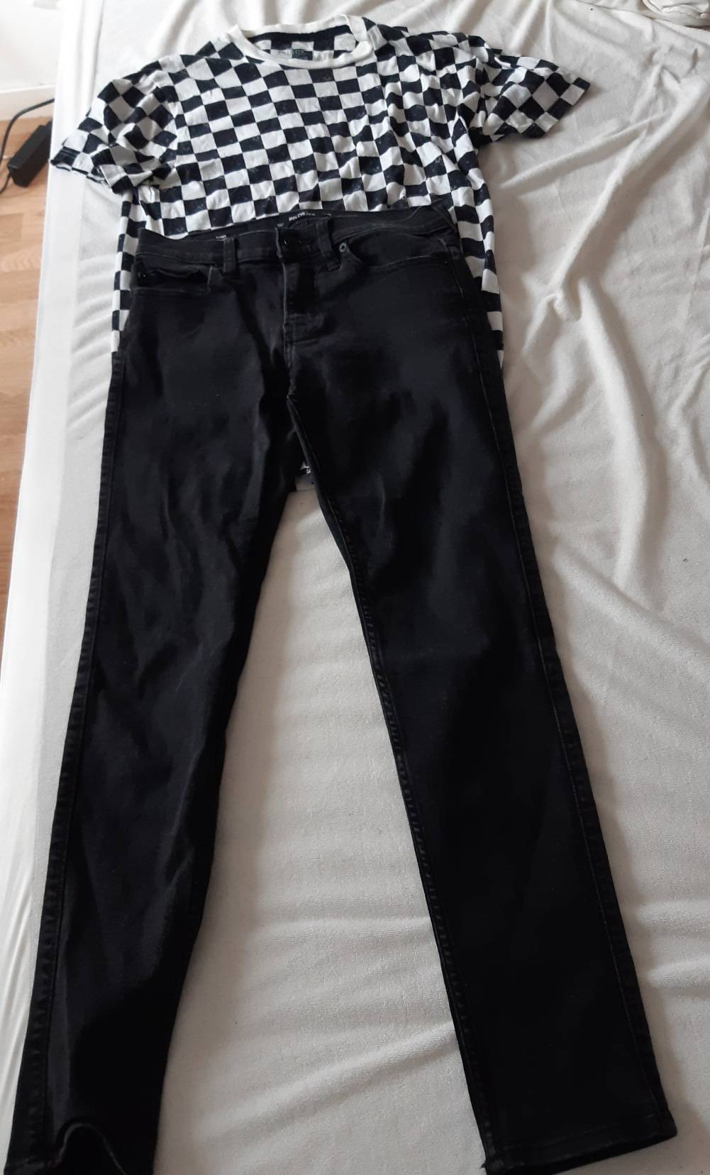 Vends lot jean noir + tee-shirt carreaux Hollister - Taille S