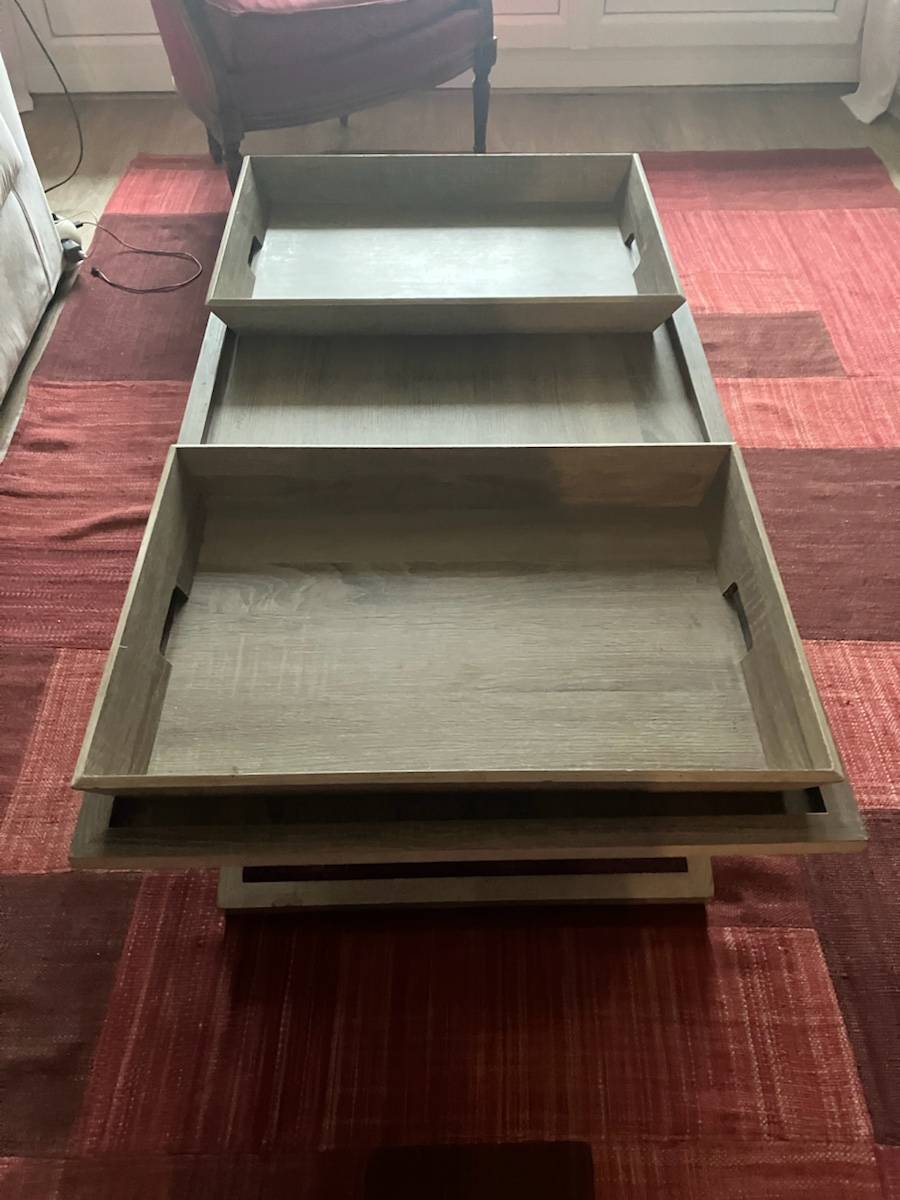 Table basse rectangulaire 110x 60 - hauteur : 35 avec 2 plateaux amovibles - bois grisé