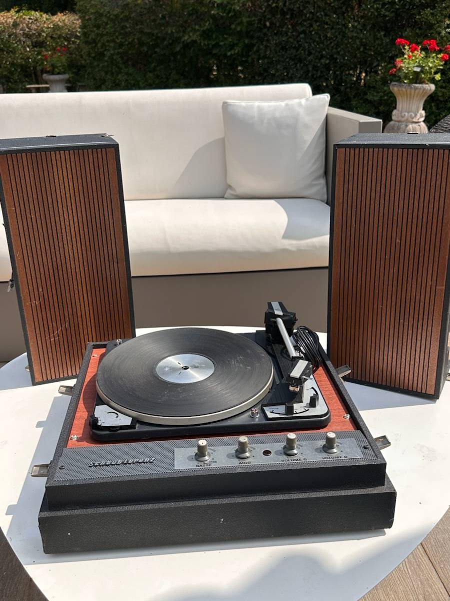 Vends tourne-disque portable vintage Schaublorenz