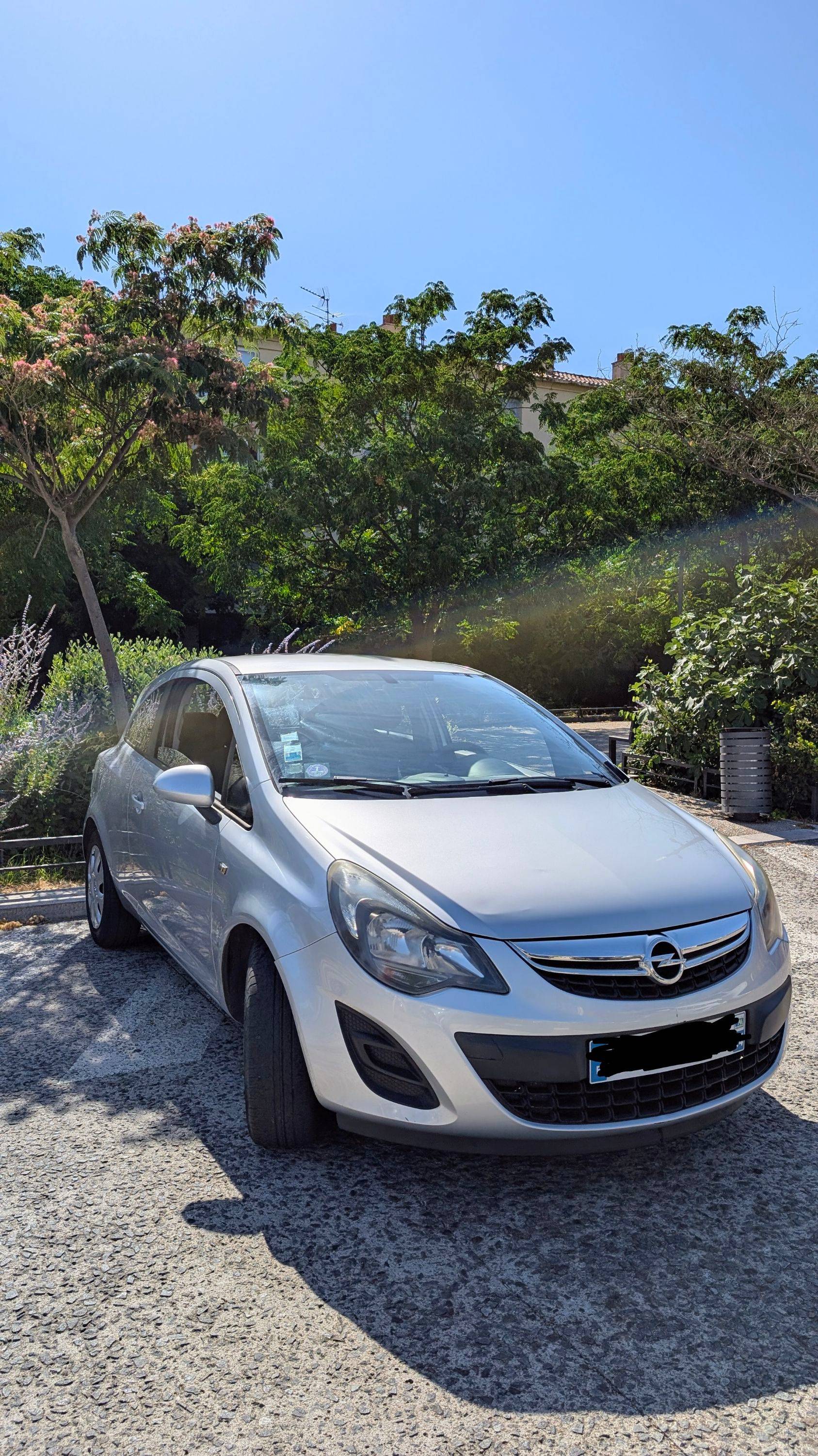 Opel Corsa Twinport Graphite 85ch