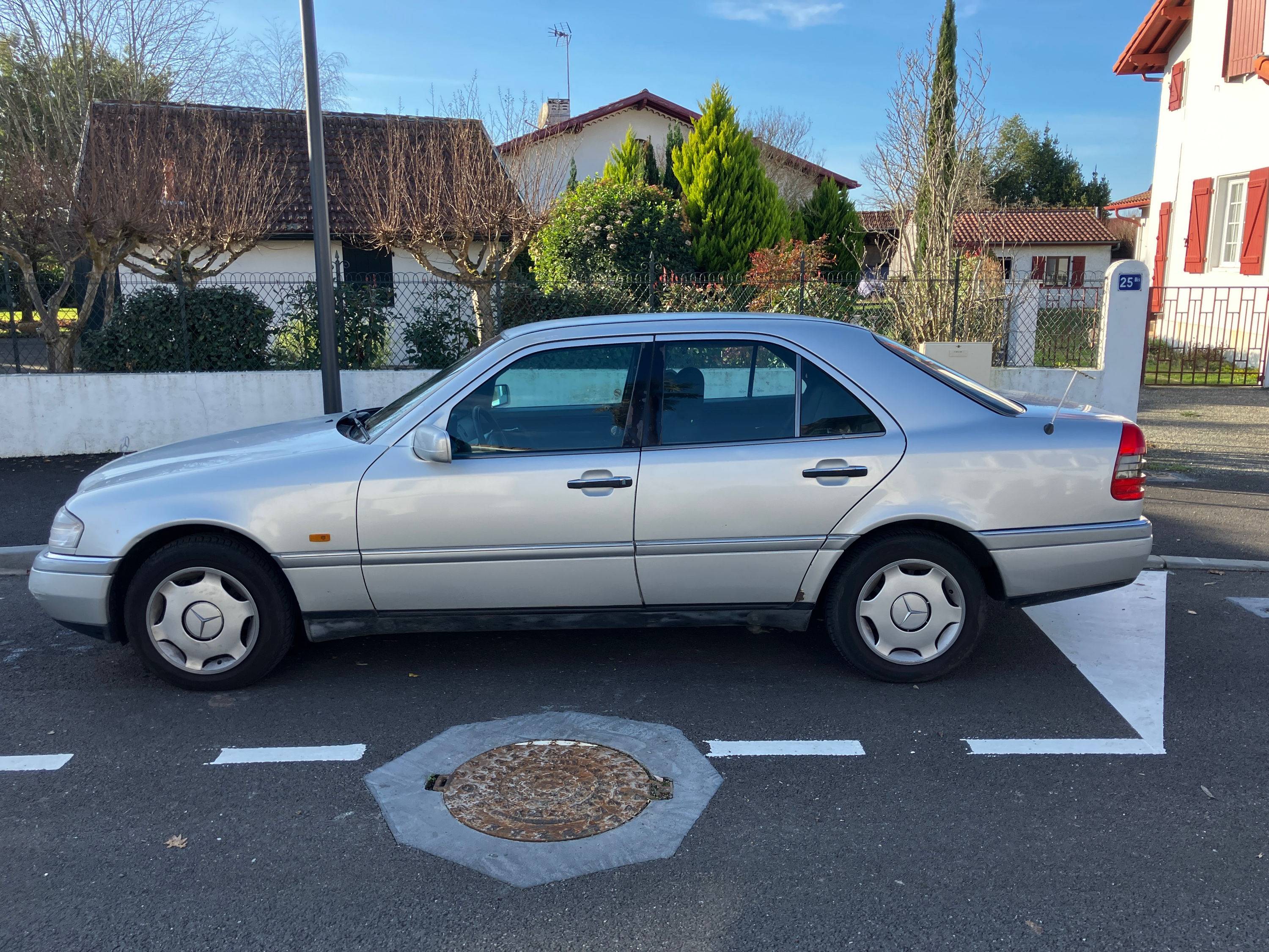Vends Mercedes C 180  (W202), 1995, 358000km
