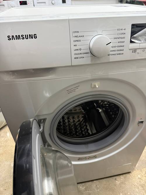 Vends machine à laver en excellent état