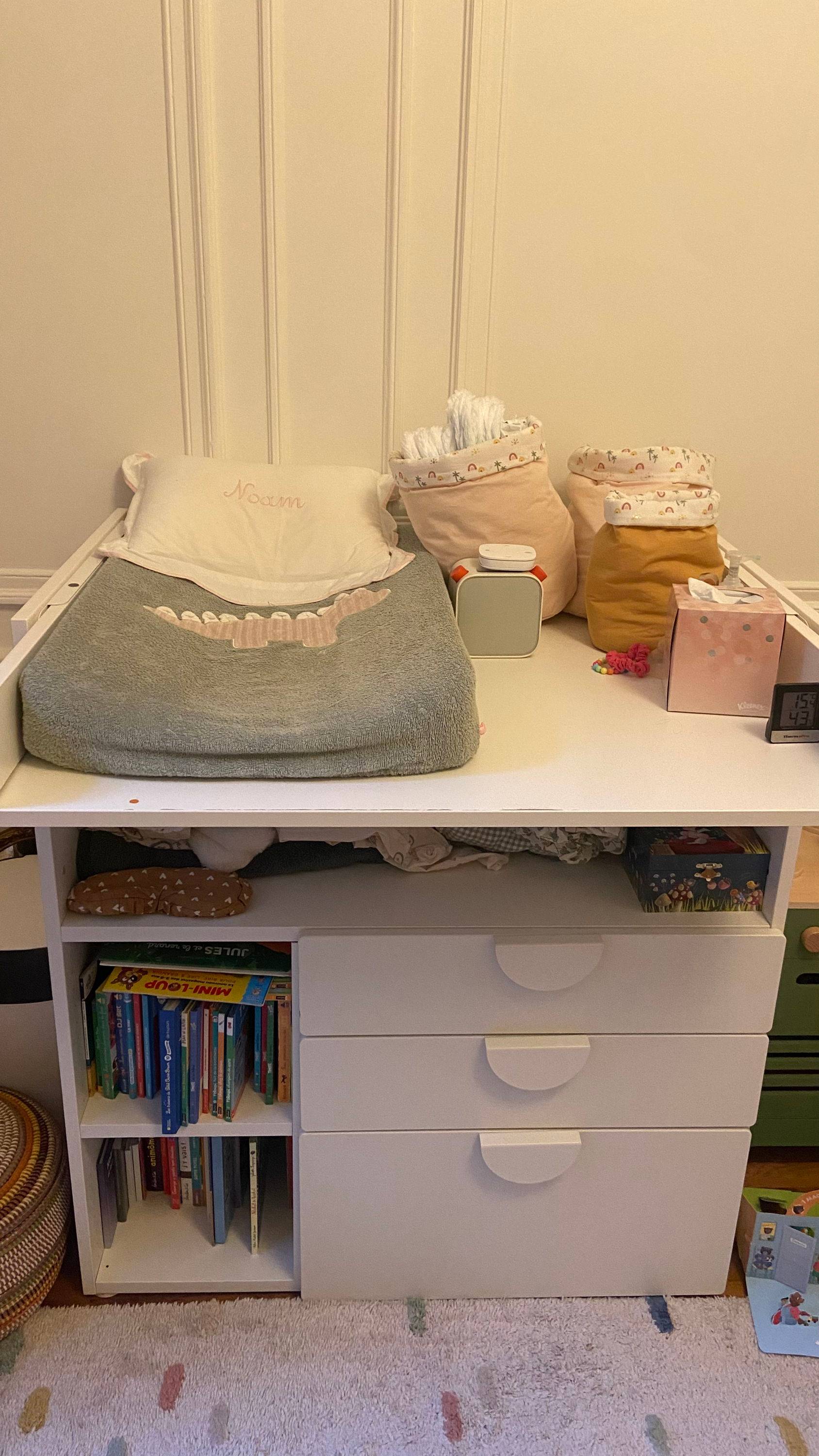 Vends table à langer Ikea Småstad