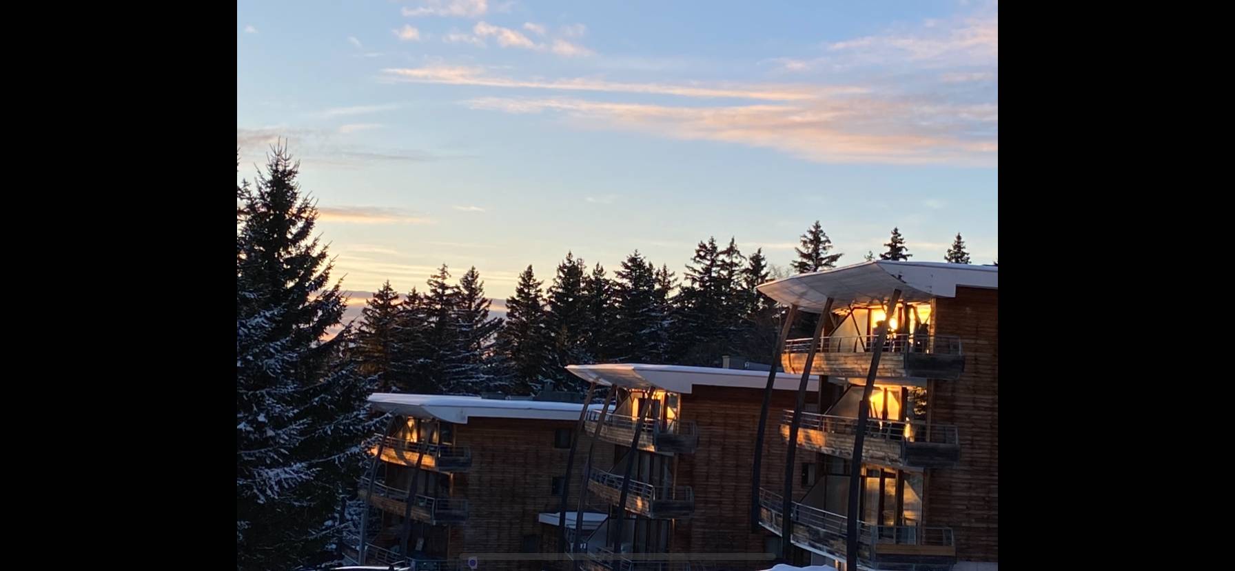 Loue appart 36m² pour vos vacances d’hiver, lumineux à Chamrousse 1750m, au pied des pistes, grande terrasse