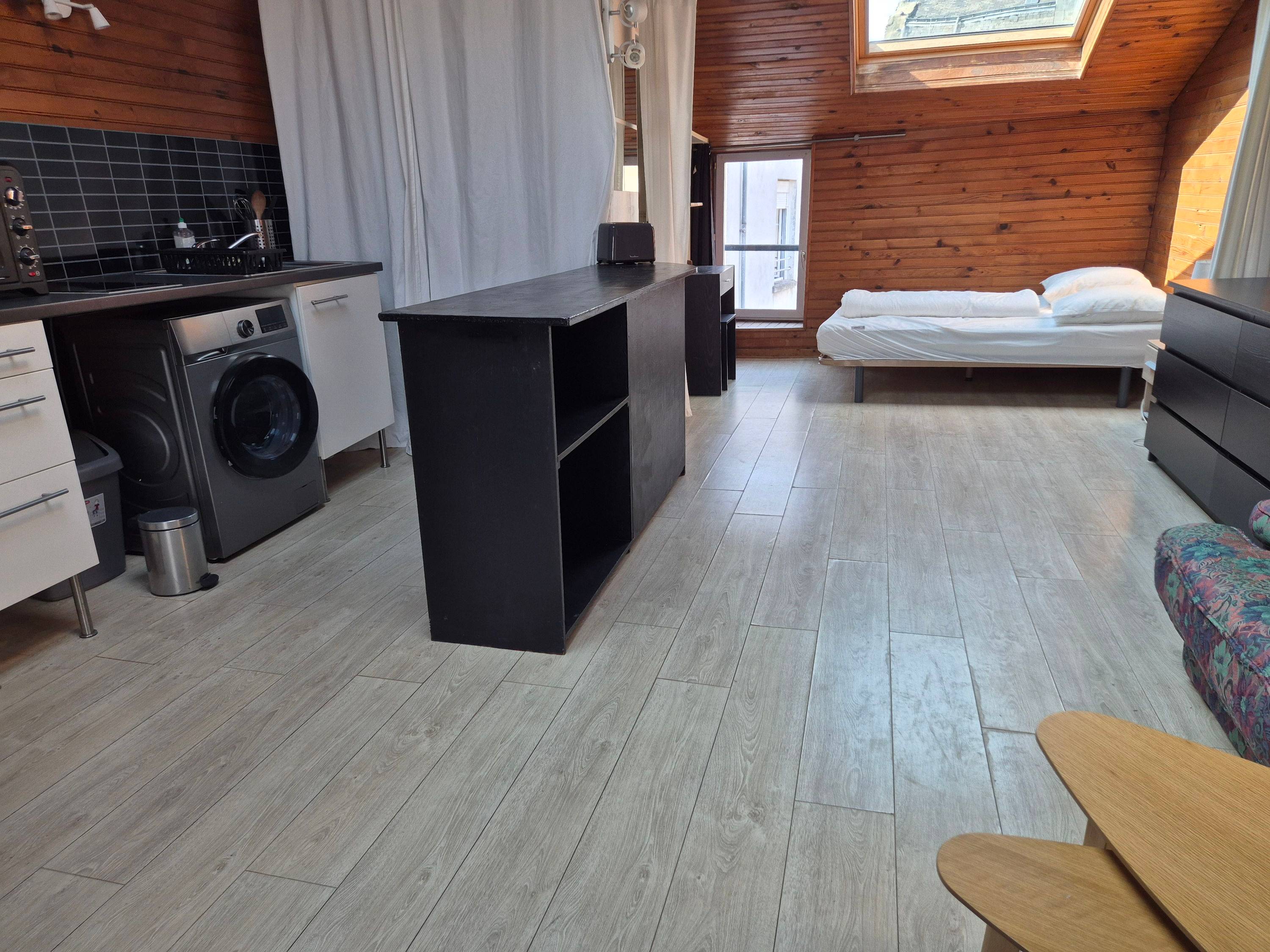 Loue studio meublé 32m² - Nantes centre