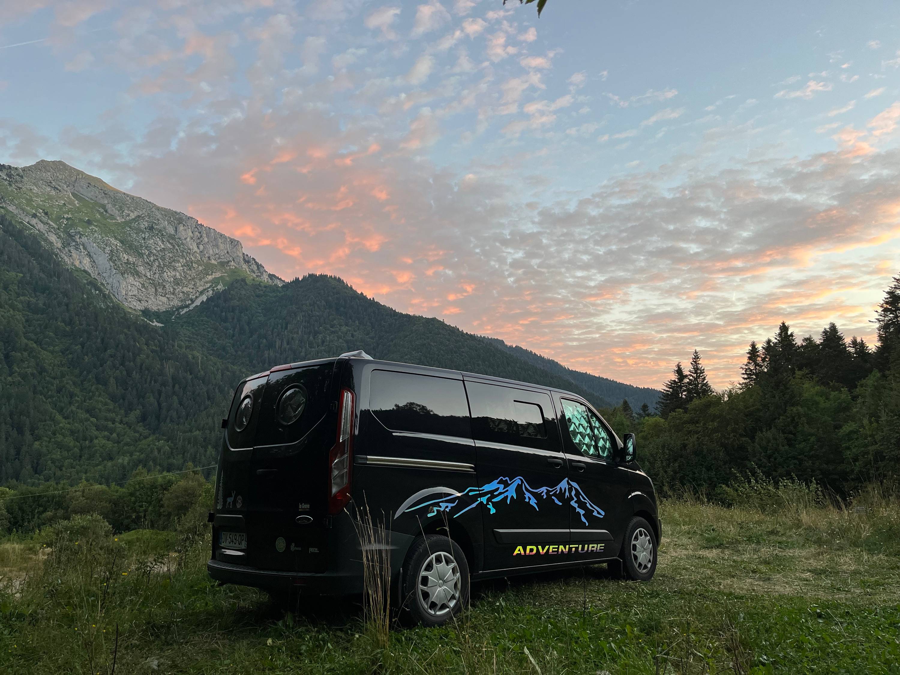Vends Van aménagé Ford Transit Custom L1H1 certifié VASP