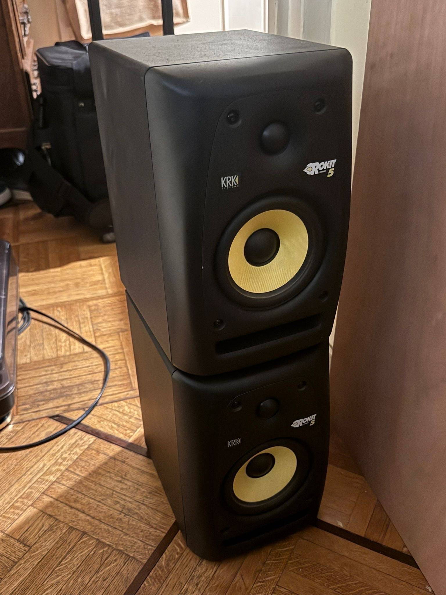 Enceintes krk rokit 5