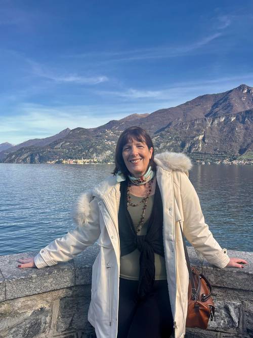 Propose Dame de compagnie / Auxiliaire de vie