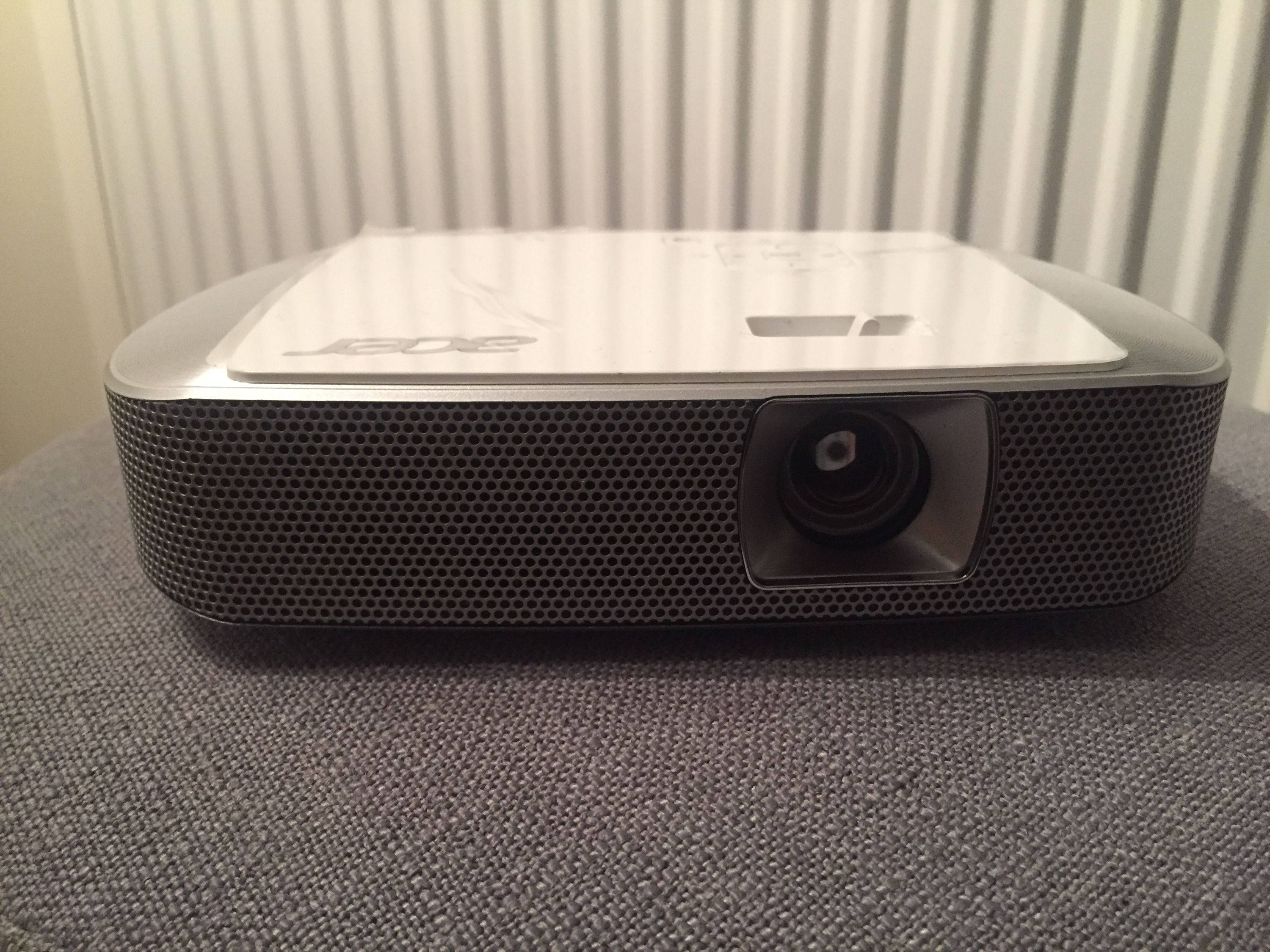 Vidéoprojecteur ACER K137i