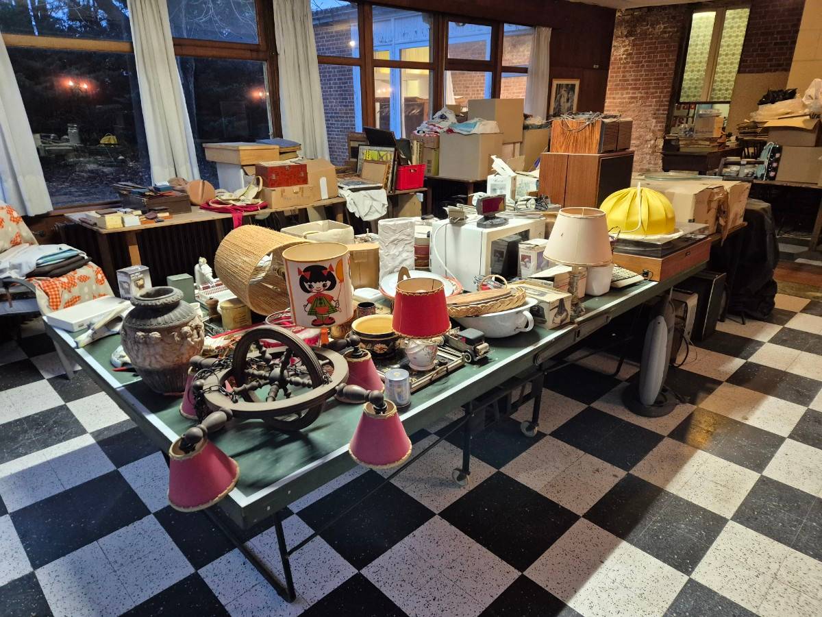 Vide maison : meubles anciens et brocante