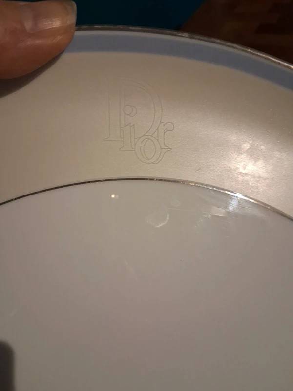 Vends plat Dior Silk