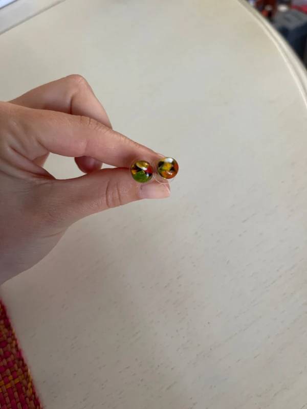 Vends boucles d’oreilles en verre soufflé faites main