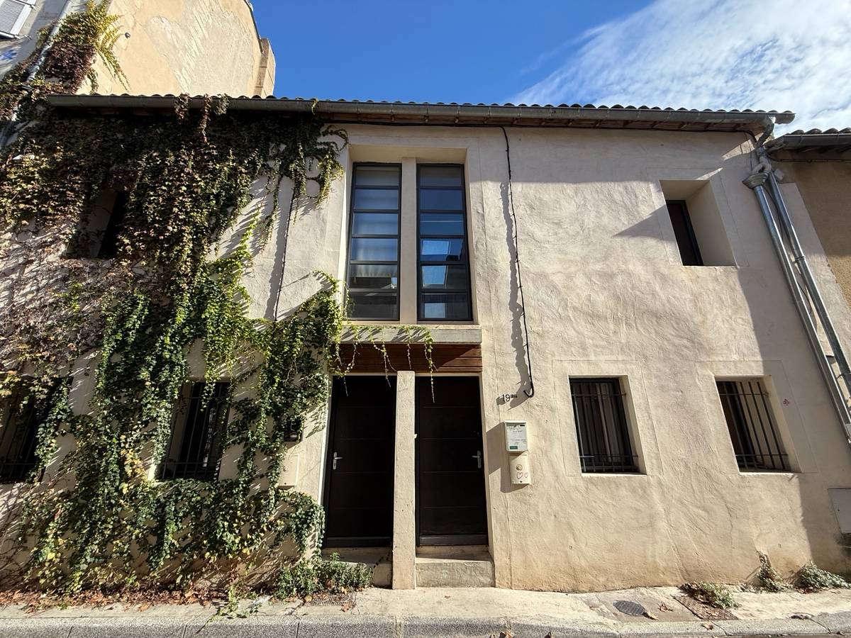 Vends appartement au calme - 83m² - Avignon intramuros