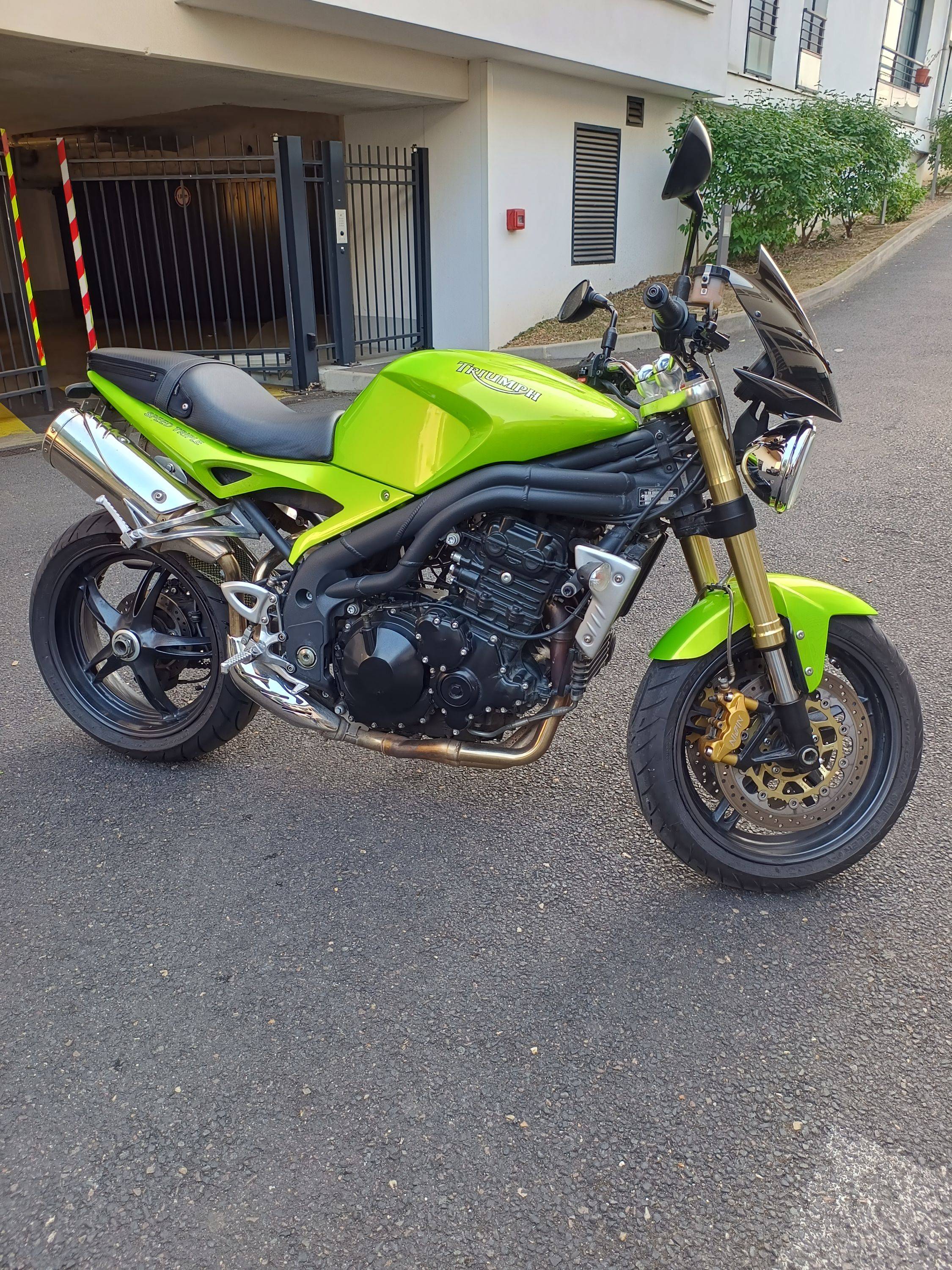 Vends Triumph Speed Triple 1050, 2007, 16100km