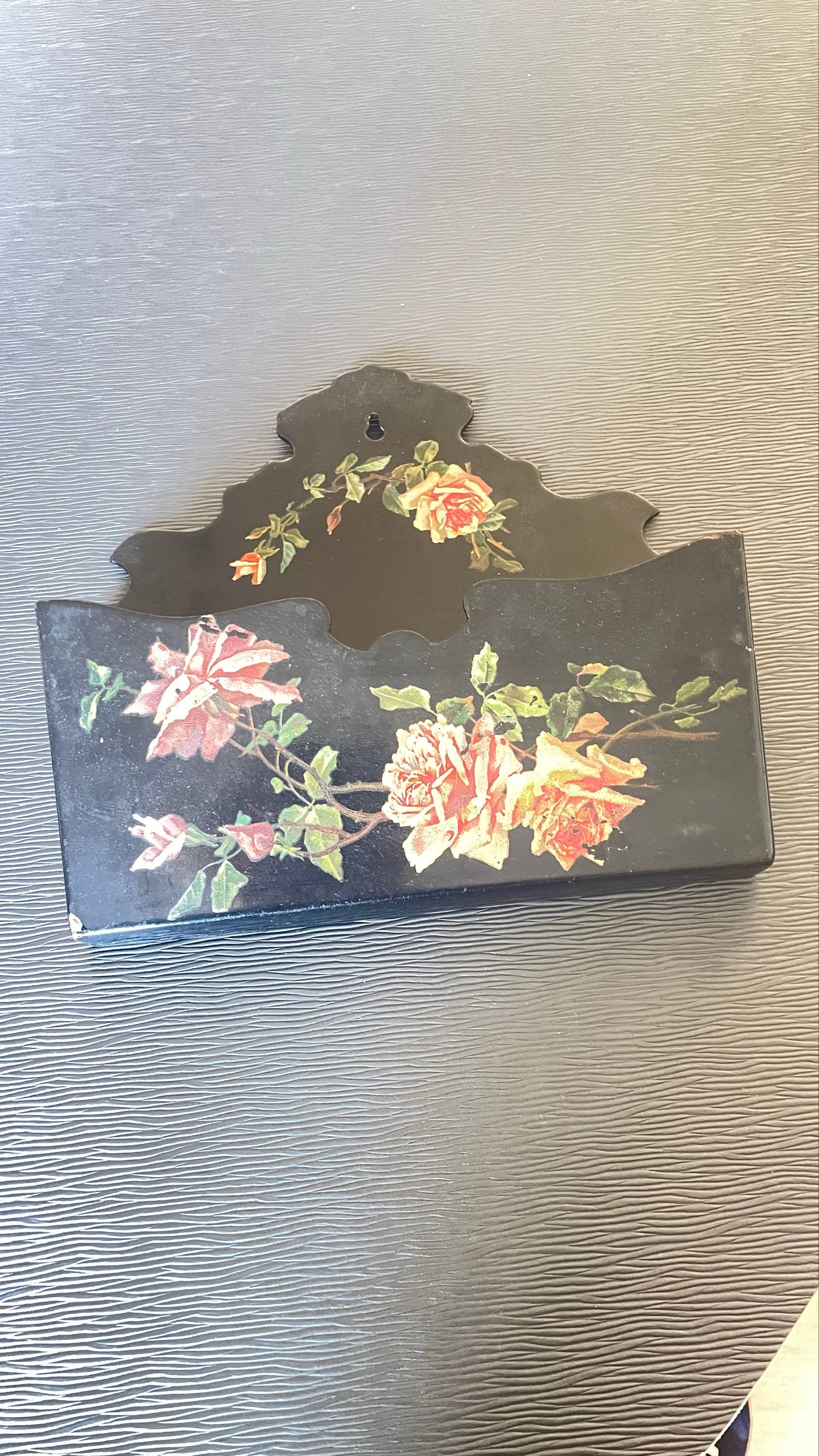 Vends porte-lettres ancien