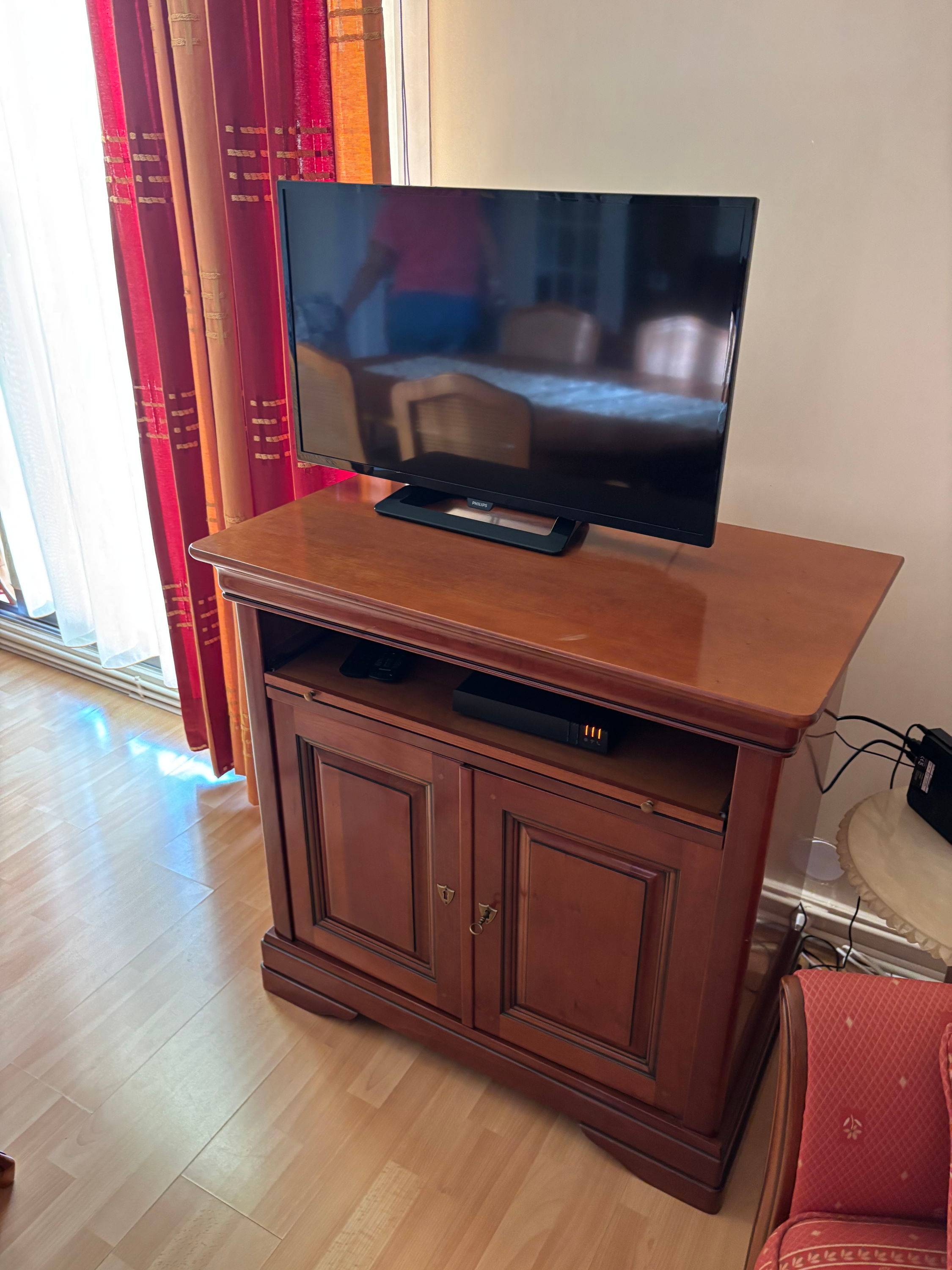 Vends meuble-télé