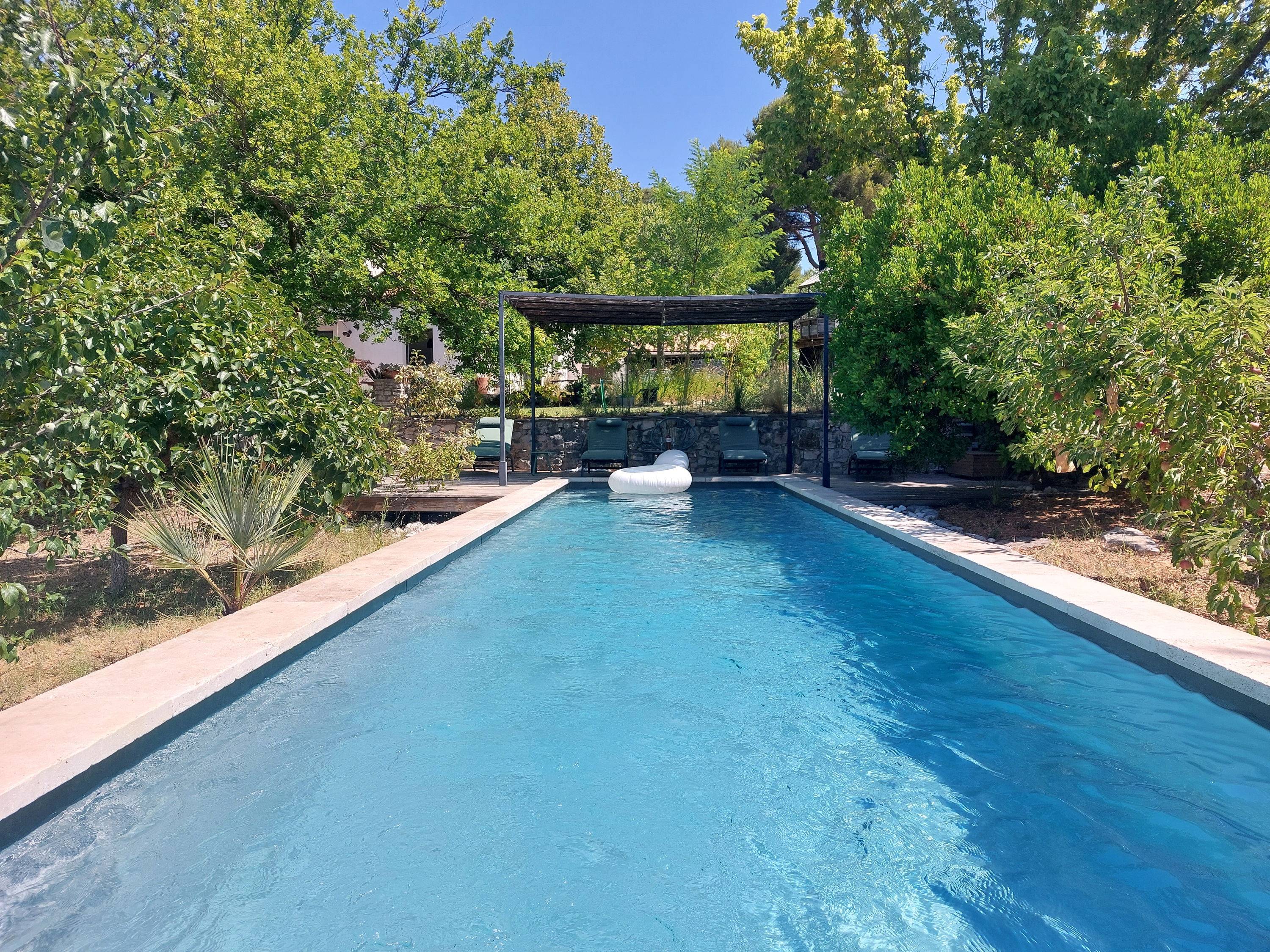Loue villa avec piscine - 5/6 couchages - Éguilles près d’Aix-en-Provence