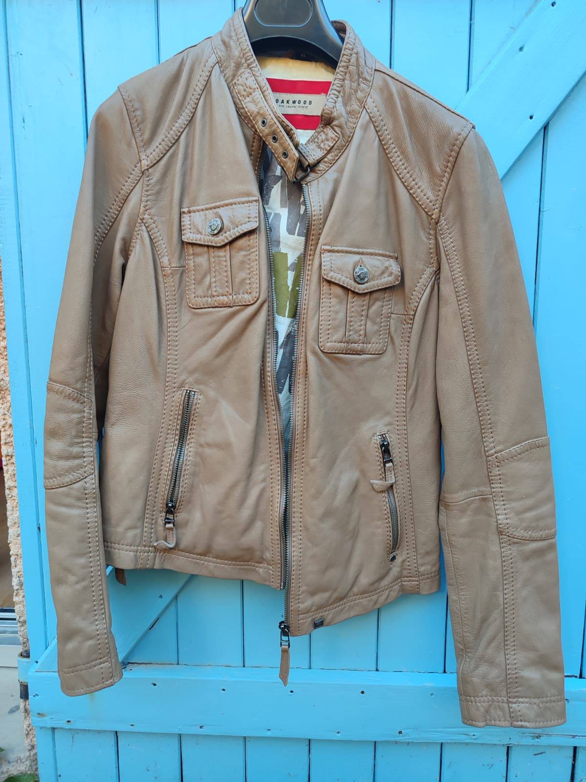 Vends veste en cuir beige