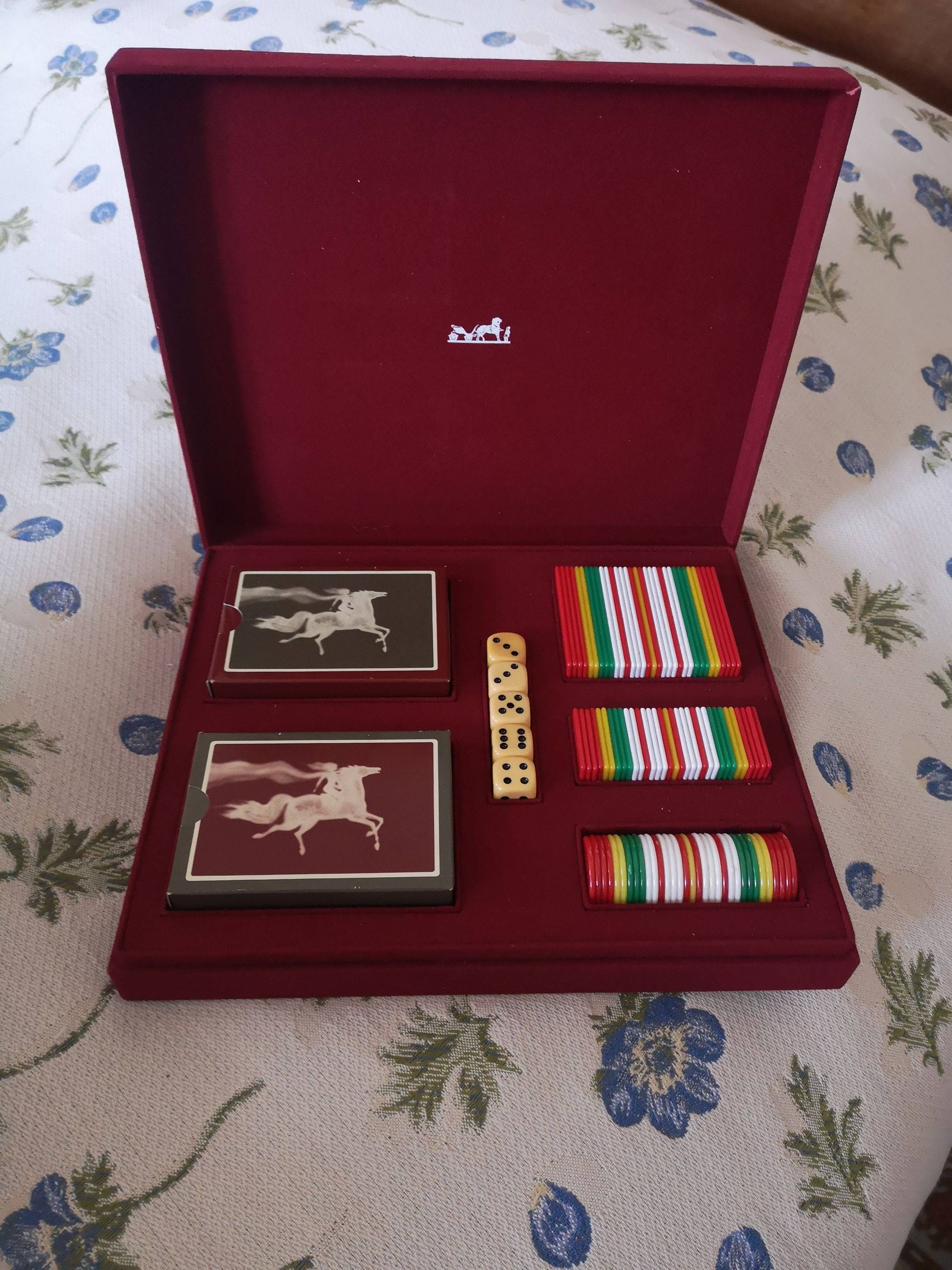 Vends superbe coffret de jeux neuf