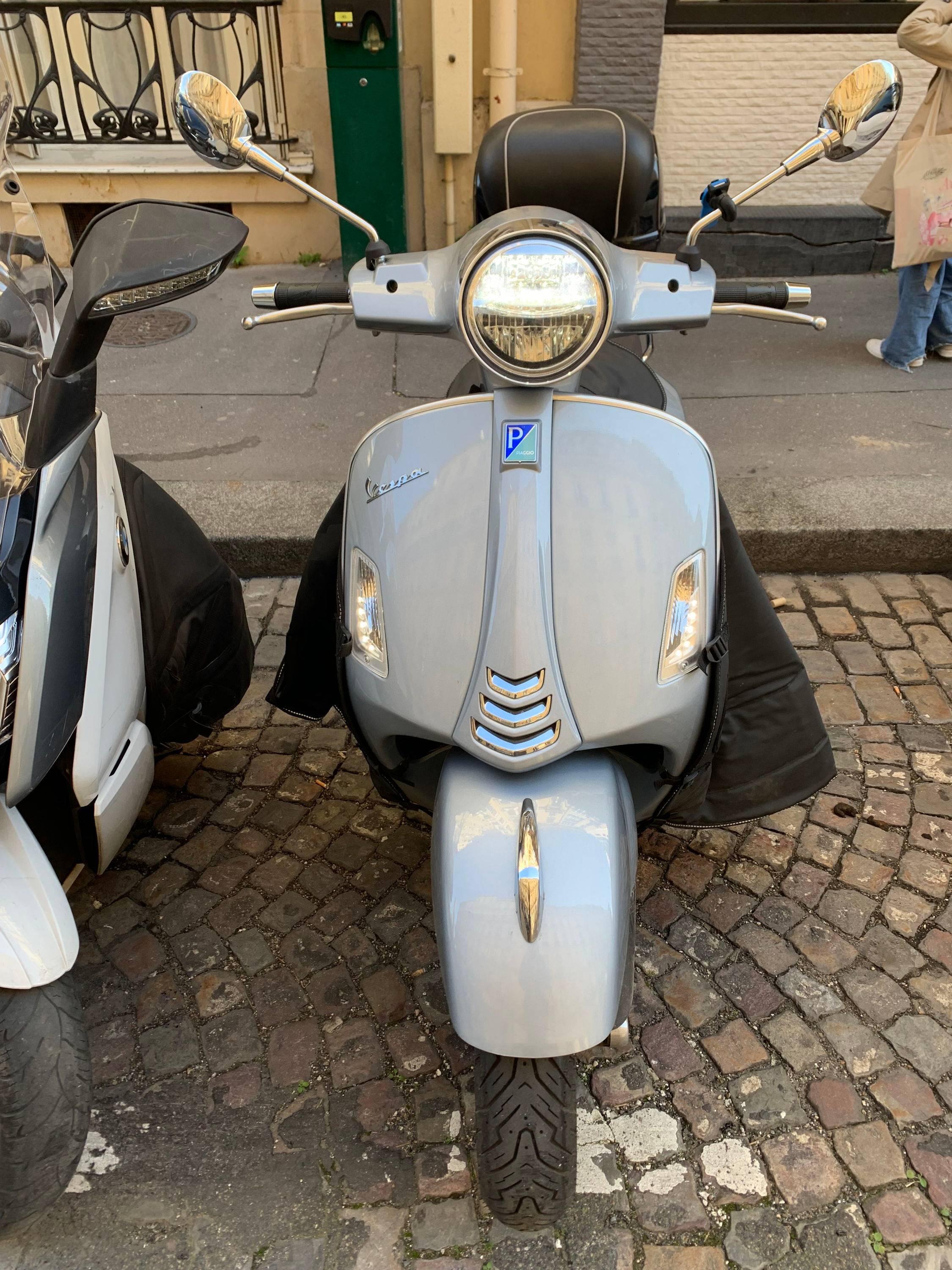 Vends Vespa 300 Gts, 2025, 3000km