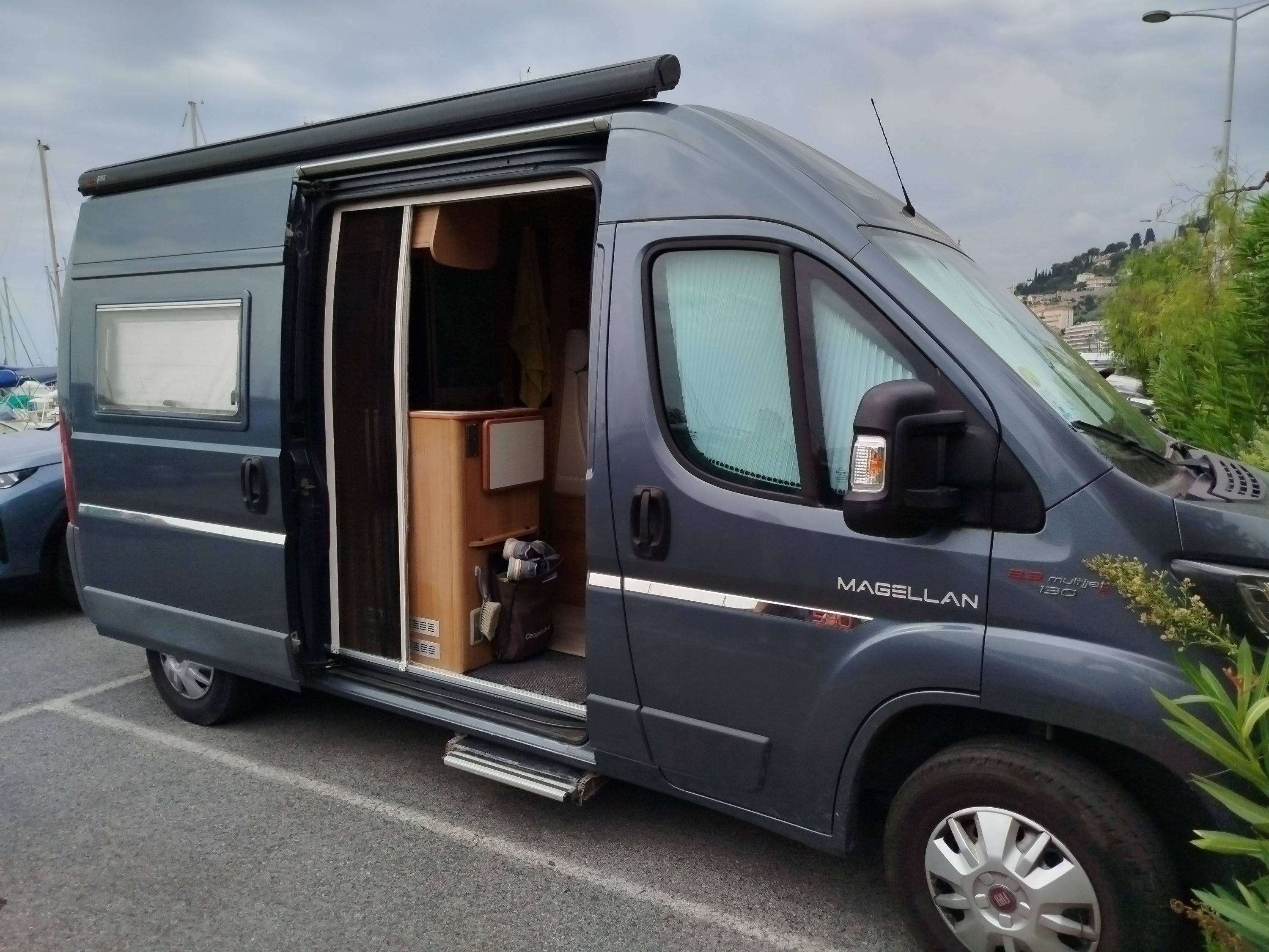 Loue van aménagé - 2 couchages - Lorgues