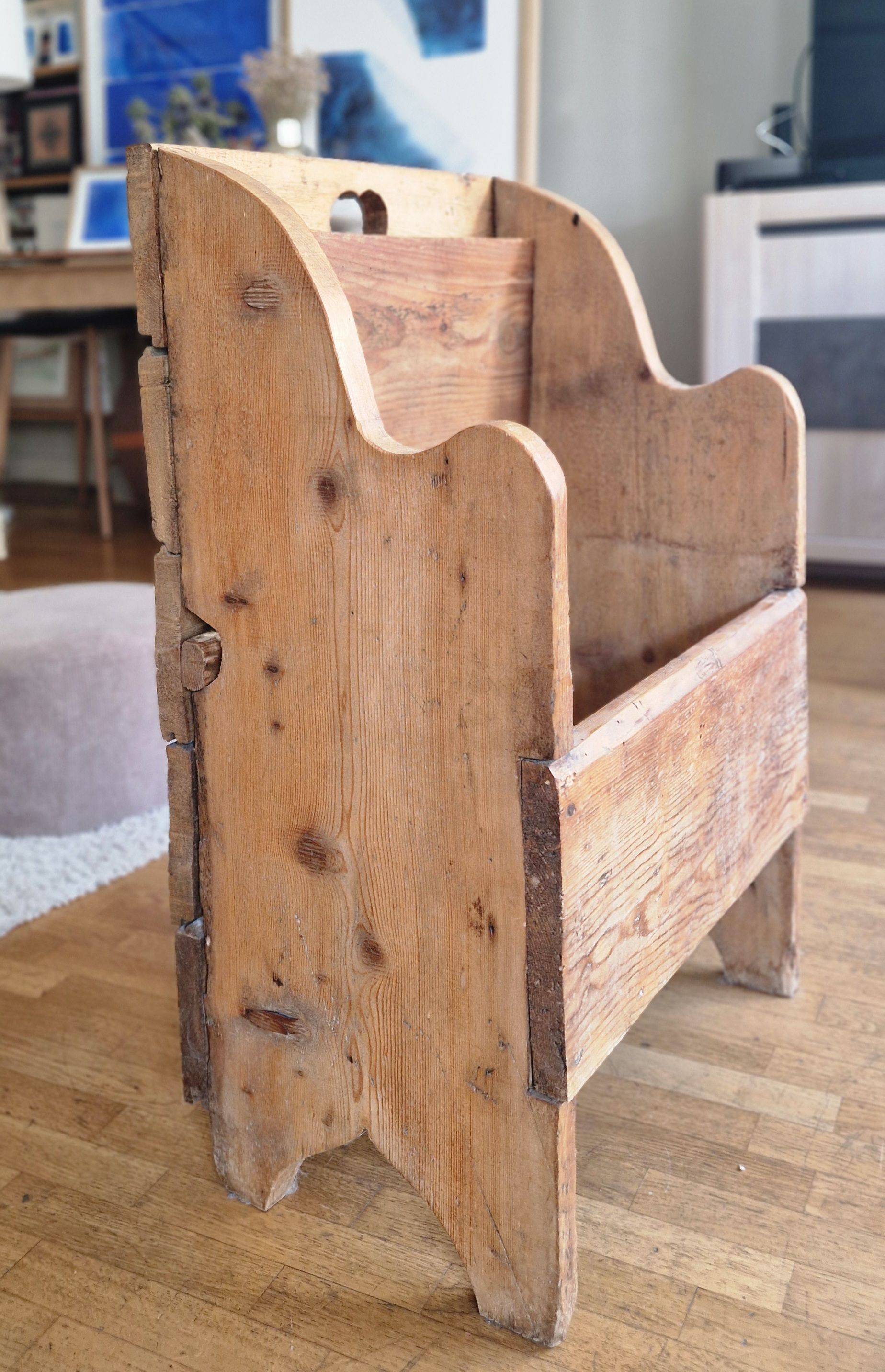 Vends banc coffre rustique en bois massif
