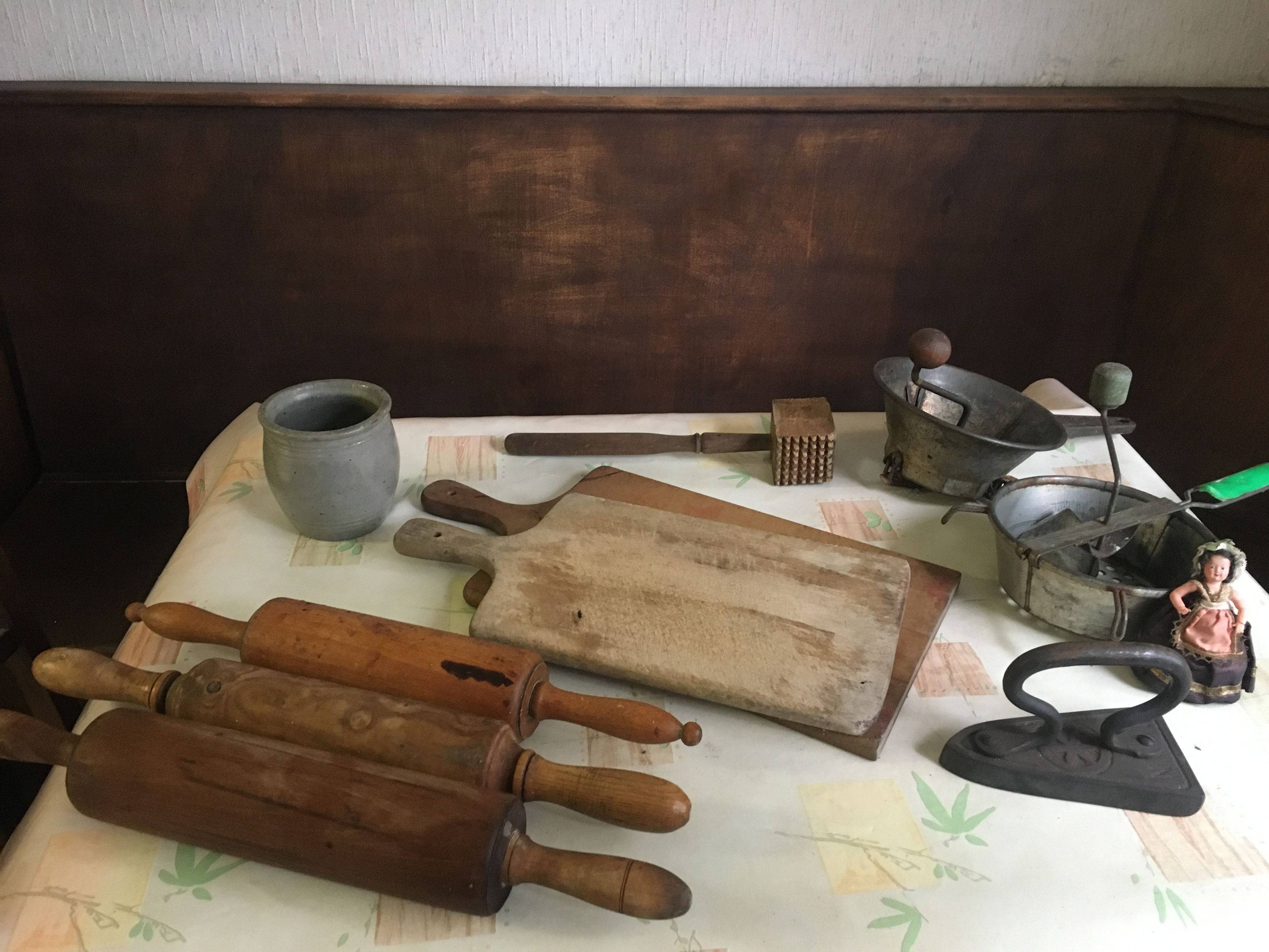 Vends vaisselle ancienne pour déco vintage