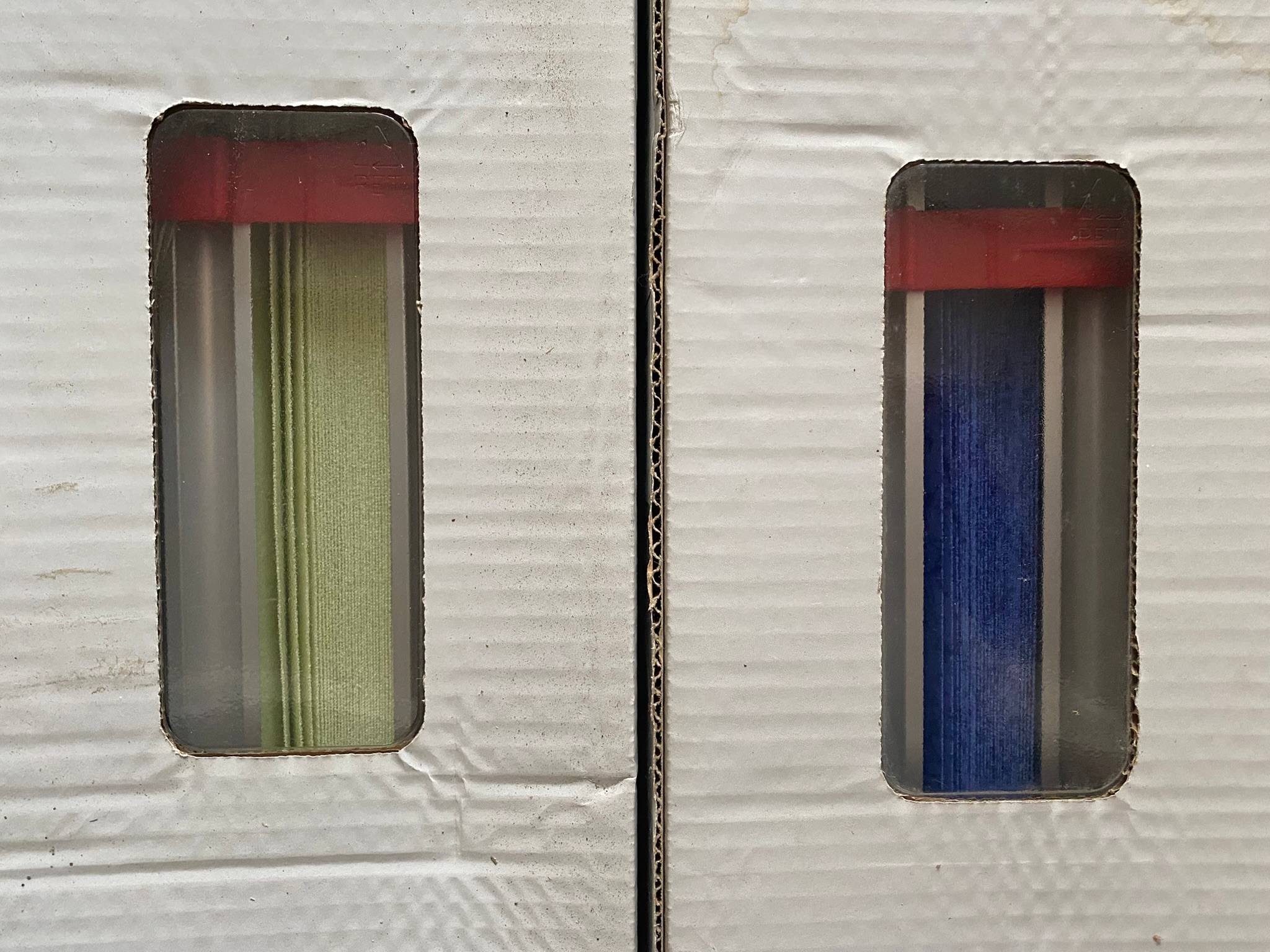 Vends 2x stores plissés Velux FHL taille S06/606, pistache / bleu, jamais utilisés, encore scellés