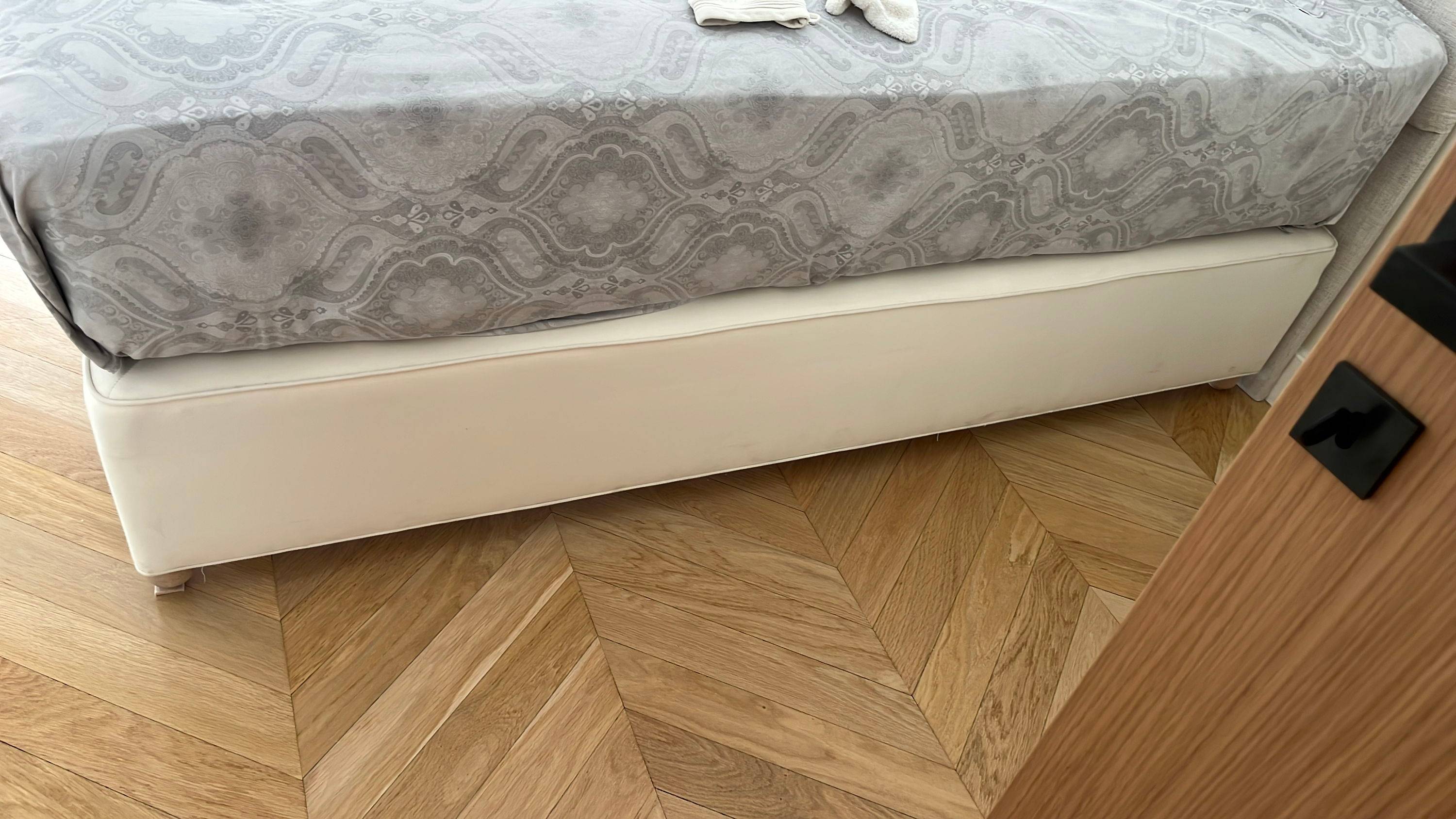 Vends 2 sommiers 80/200/30