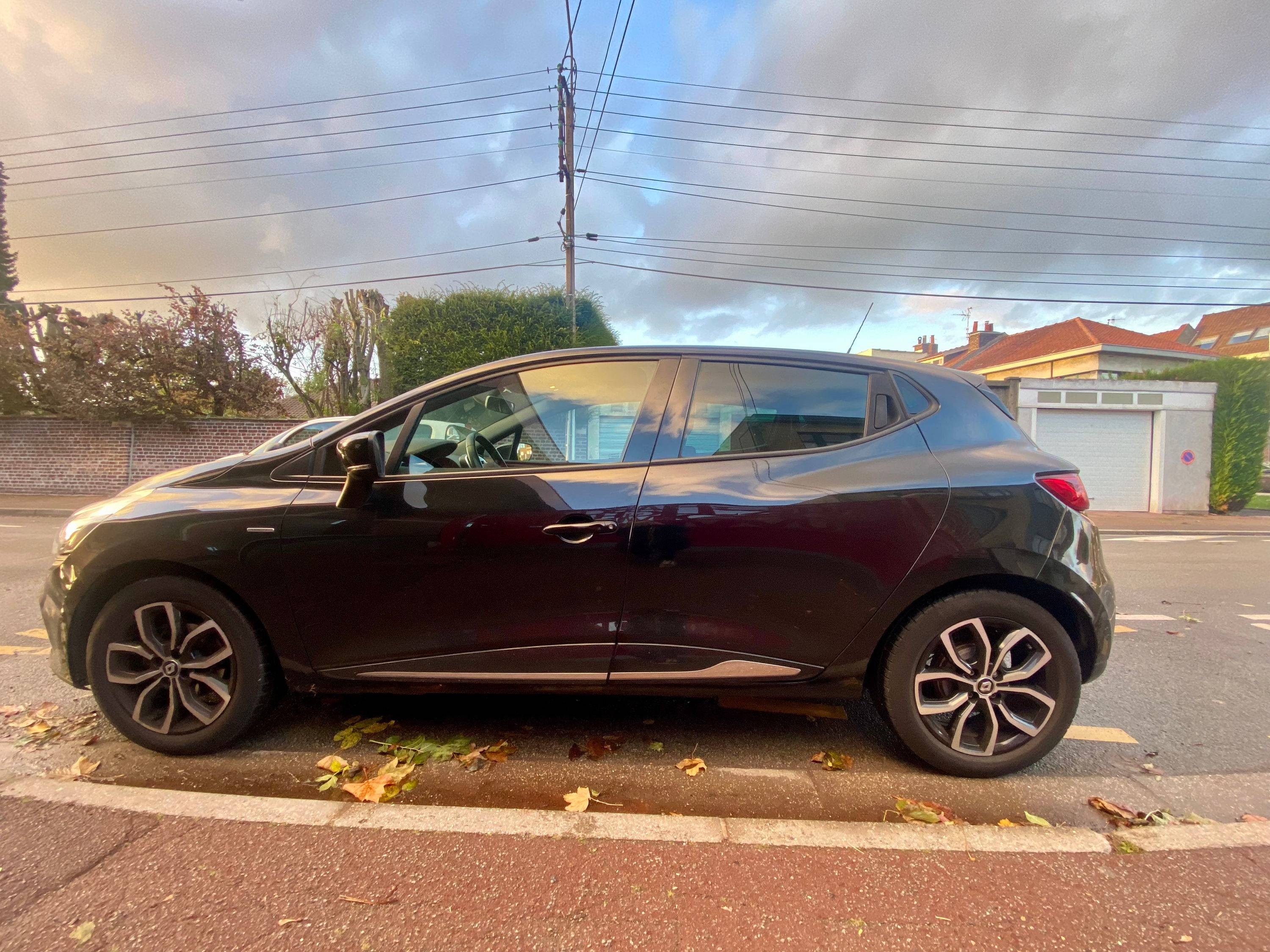 Vends Renault Clio 4 DCI 90 Energy Limited, 2017, 74074km