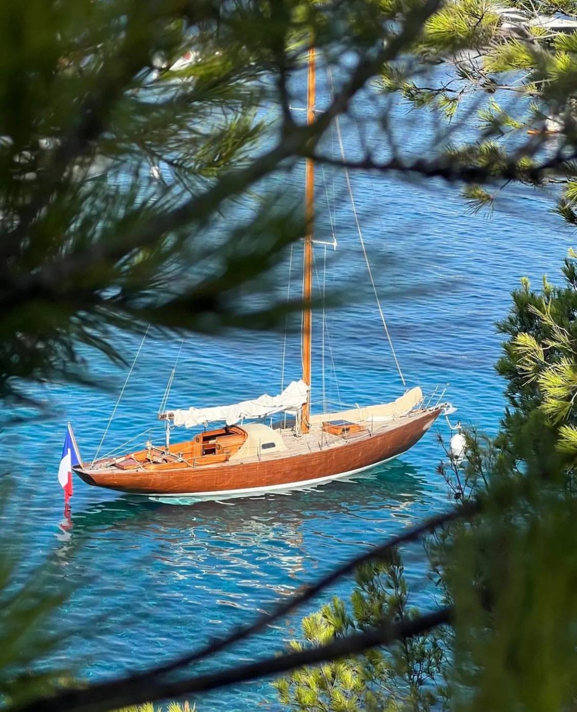 Vends voilier classique suédois de 1957 en acajou