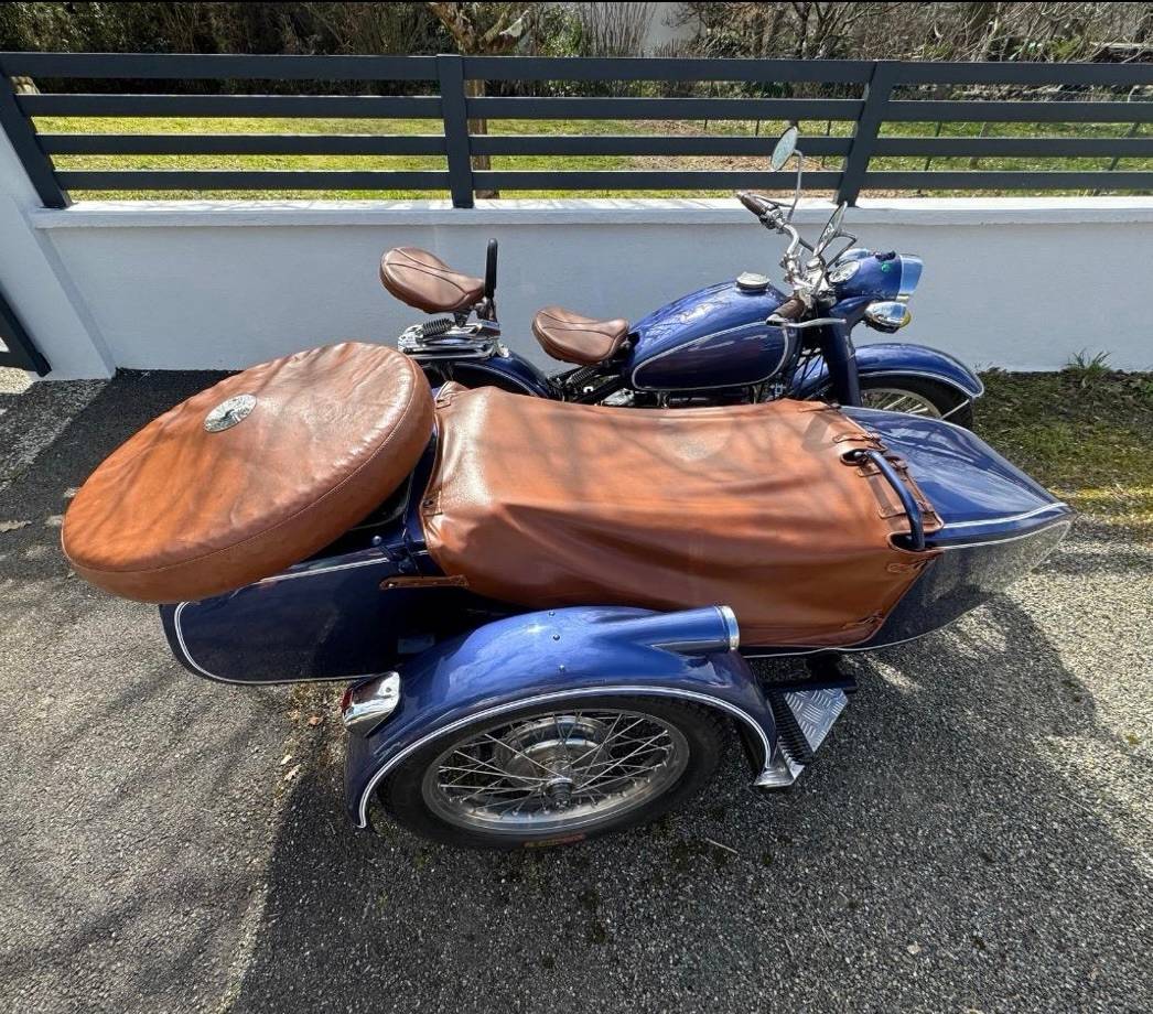 Vends side car 750 cc, 1972, 1000km