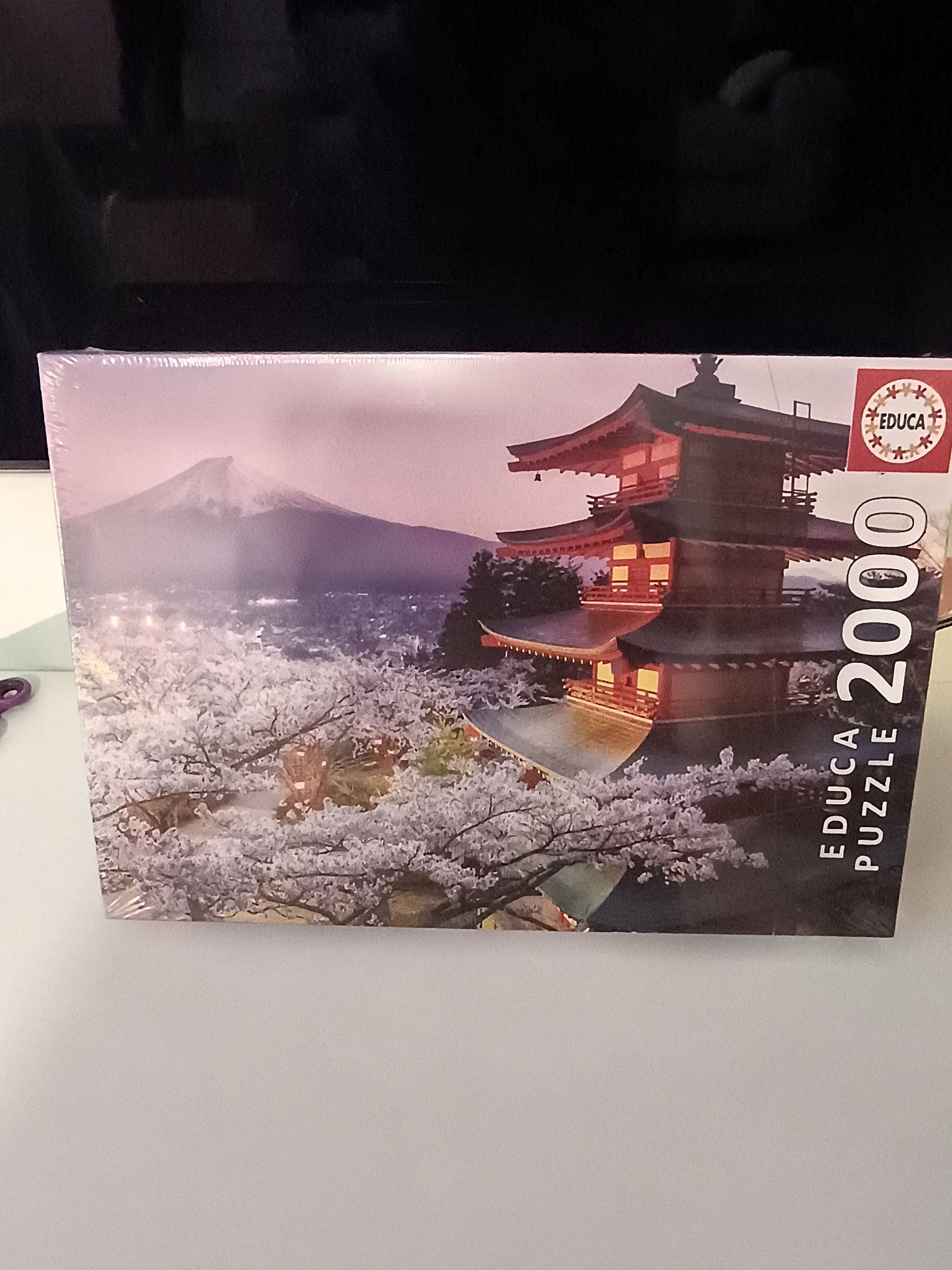 Vends puzzle 2000 pièces
