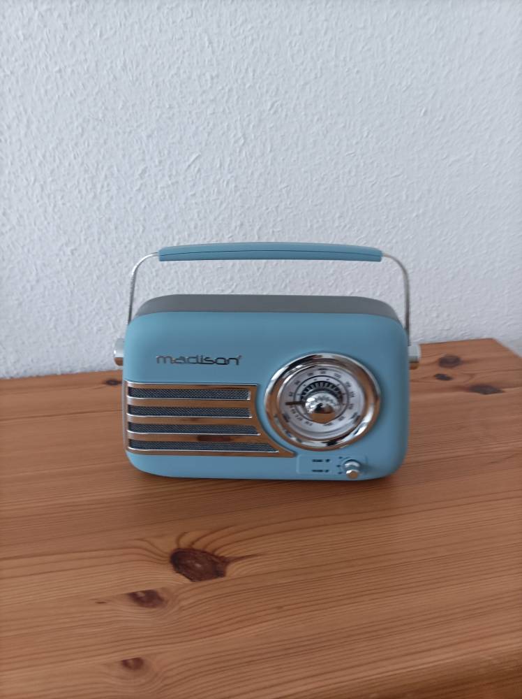 Vends radio vintage autonome avec bluetooth