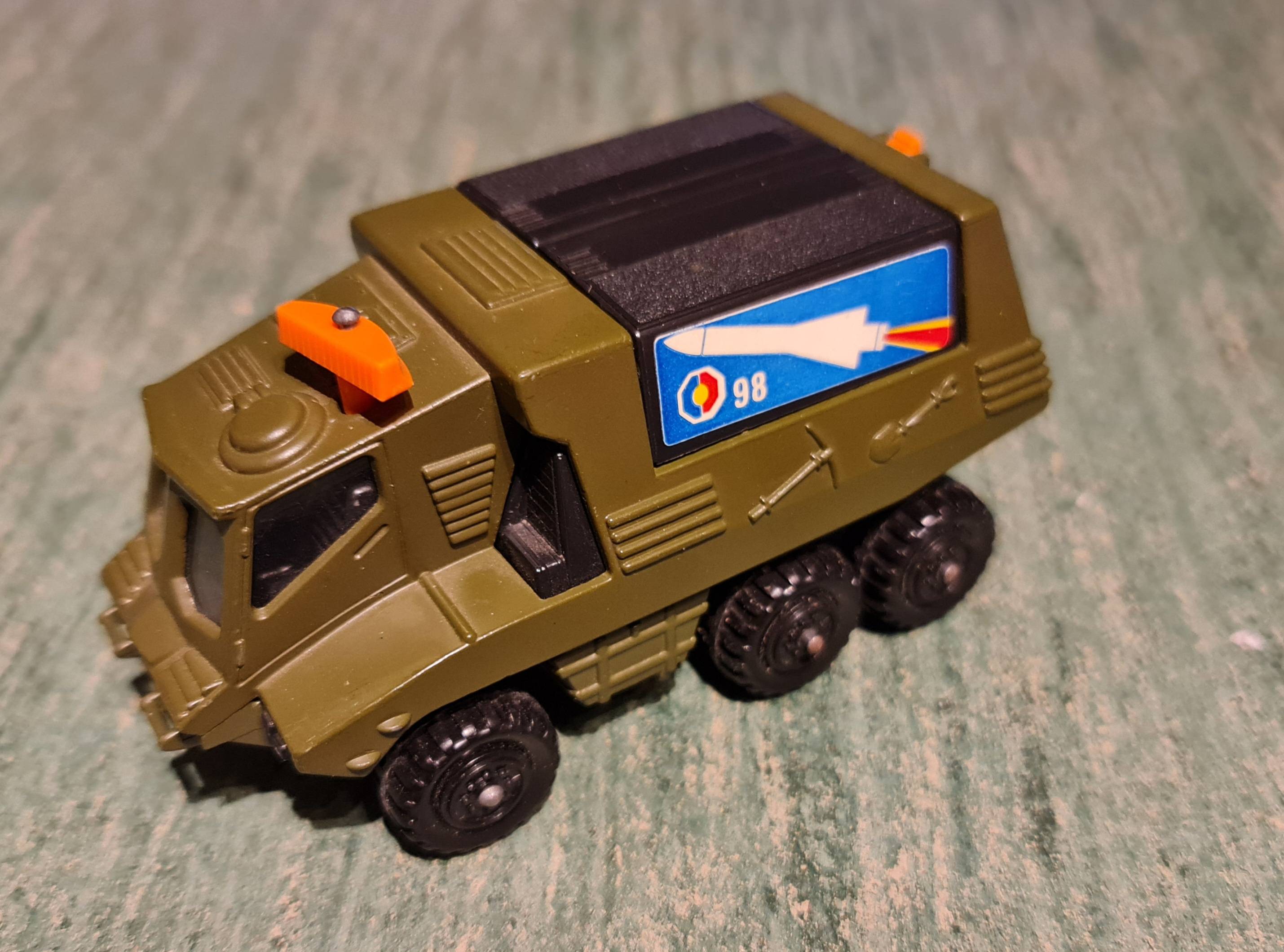 Vends rare Battle King K111 lance missiles Matchbox 4 missiles