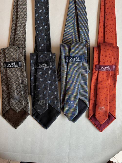 Cravates Hermès