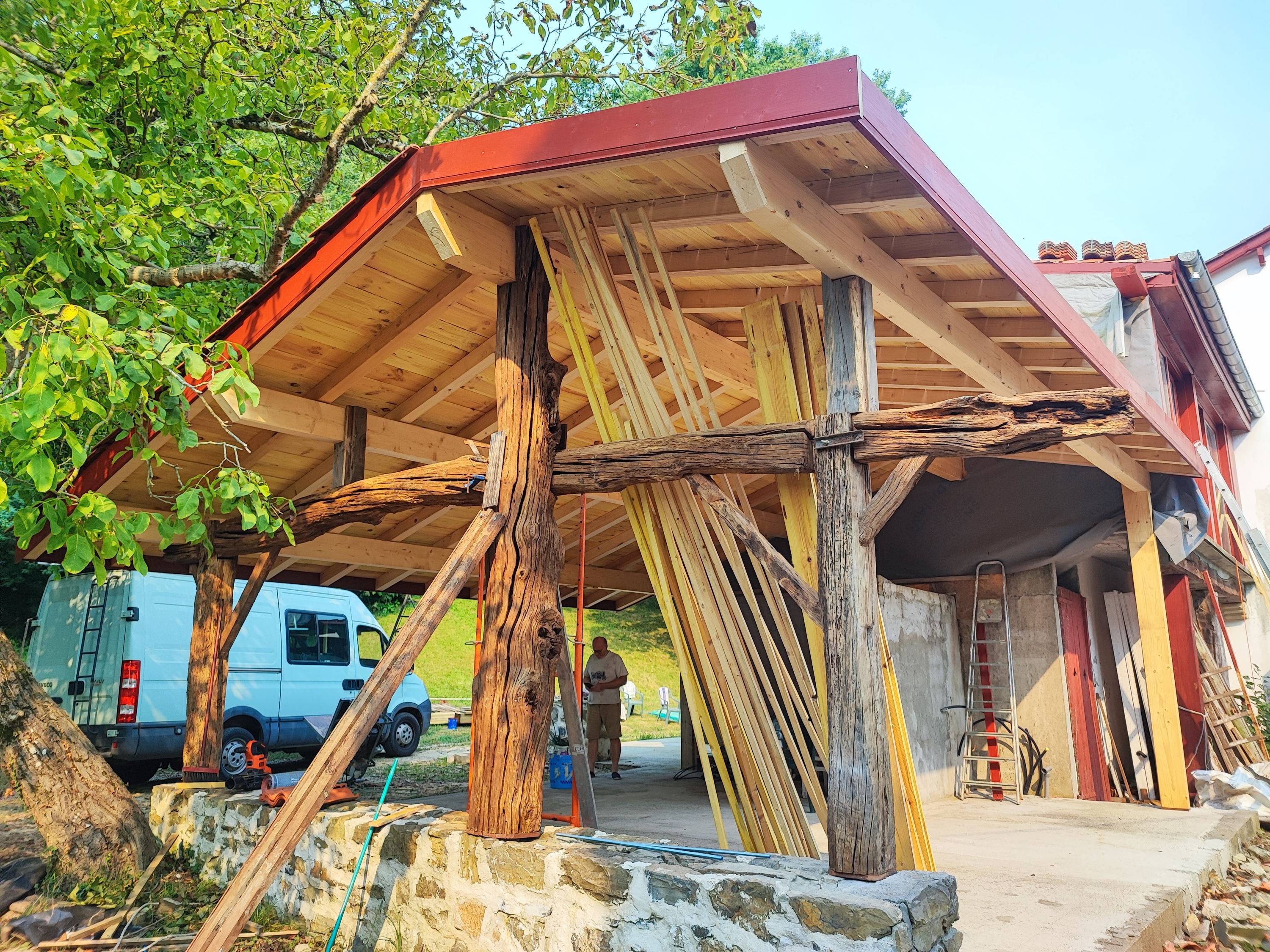 Propose services de Charpentier Couvreur