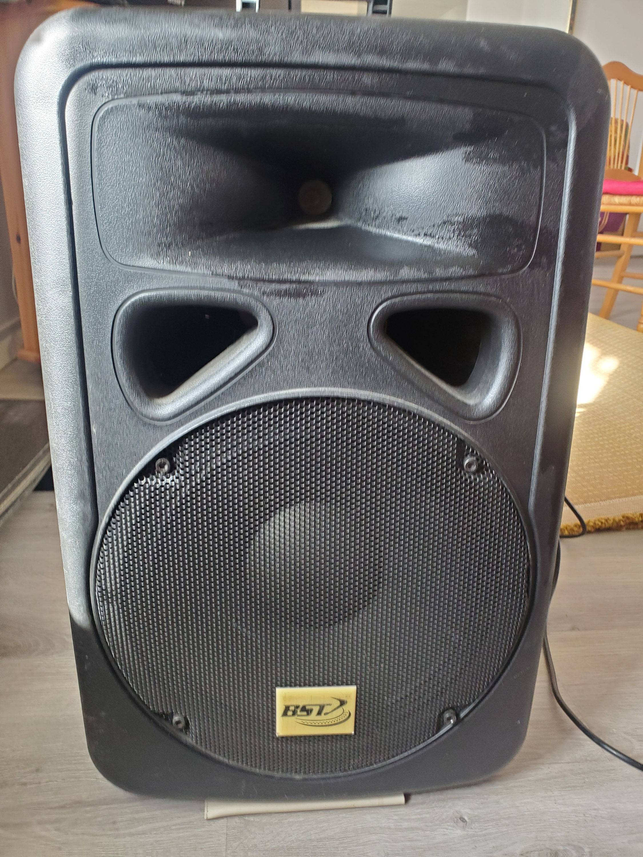 Vends enceinte acoustique amplifiée 400W
