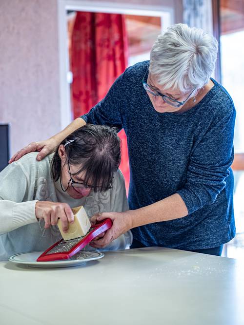 Recrute accompagnateur H/F pour personnes en situation de handicap à L’Arche