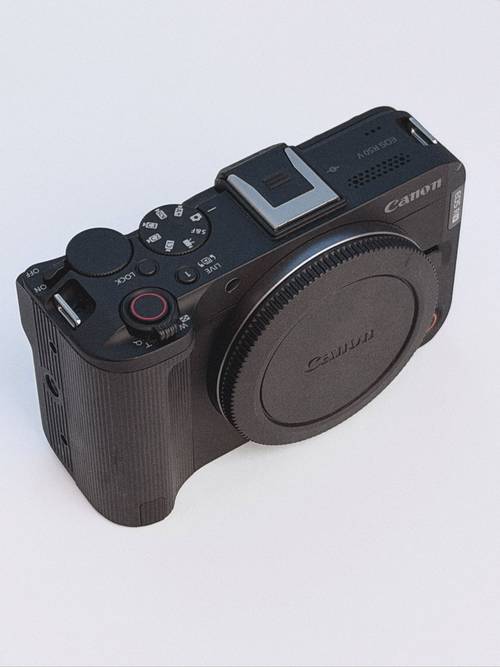 Vends Canon R50V état neuf