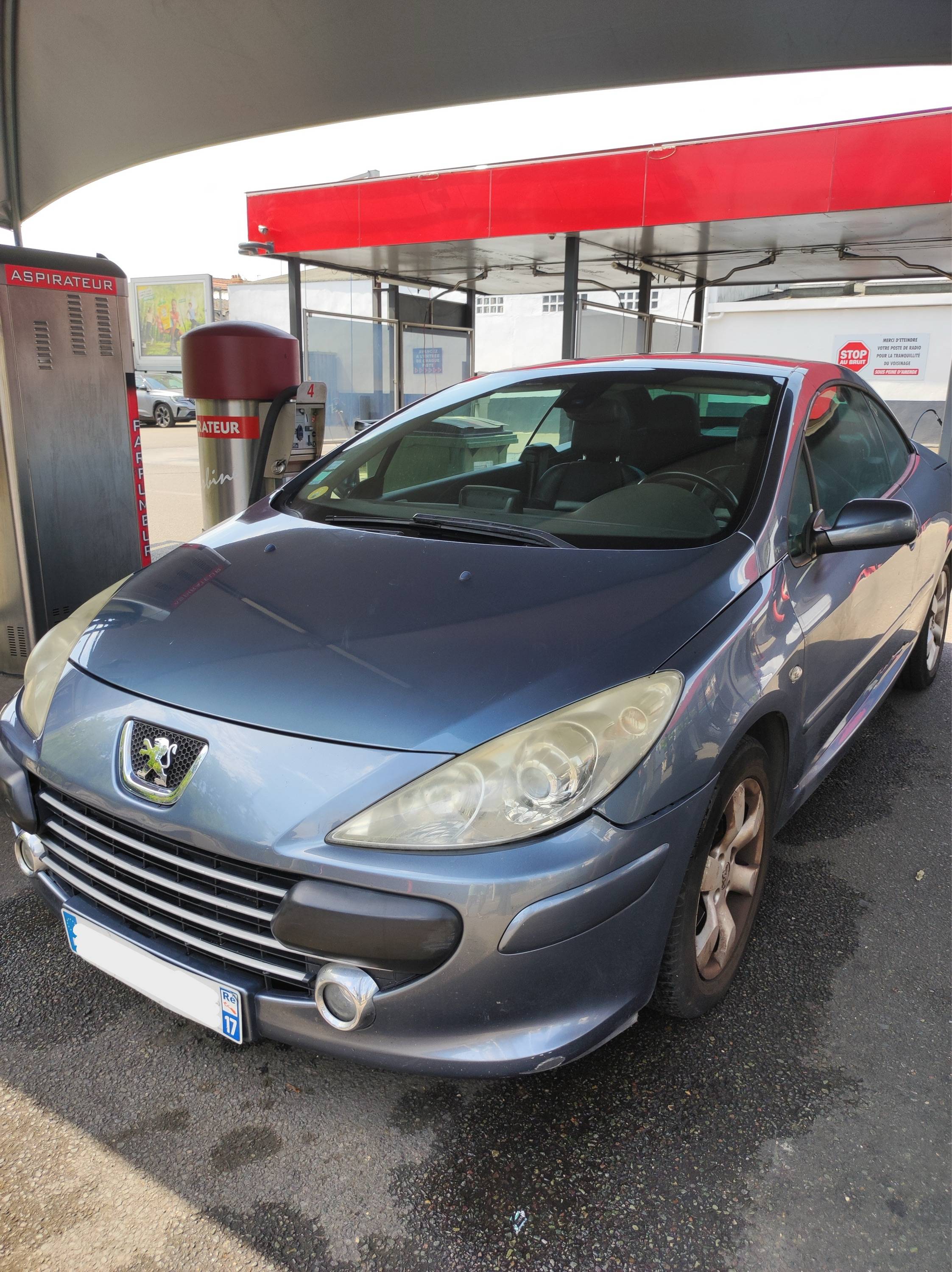 Vends Peugeot 307 CC 2.0 HDi 136 FAP Sport, 2007, 222000km
