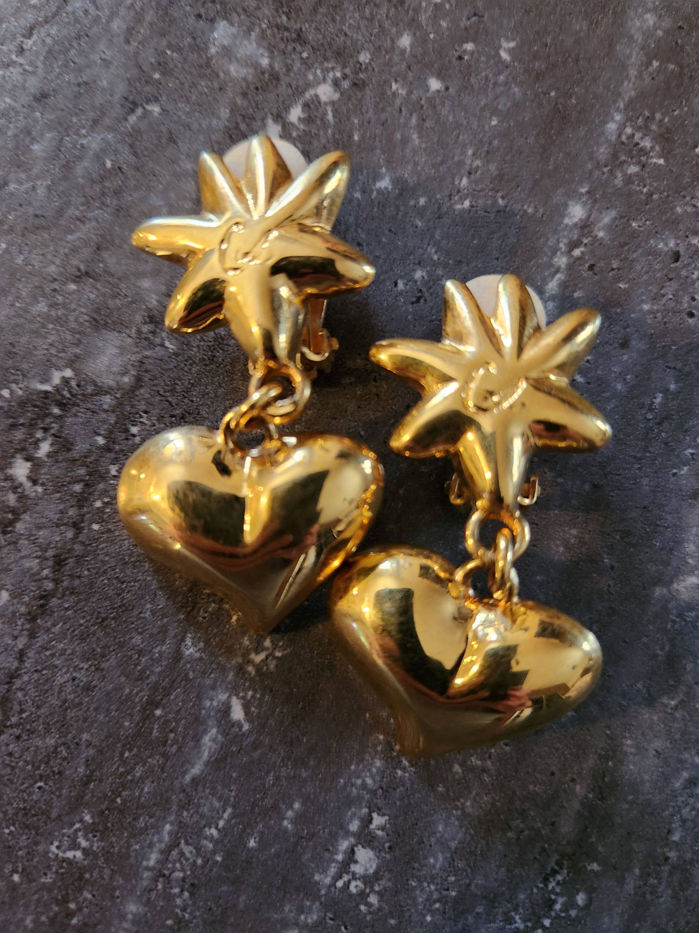 Vends clip étoile pendant cœur Christian Lacroix
