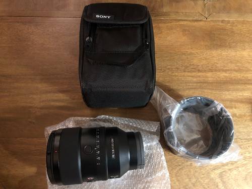 Objectif Sony FE 1.8 / 135 GM + pare-soleil Neufs