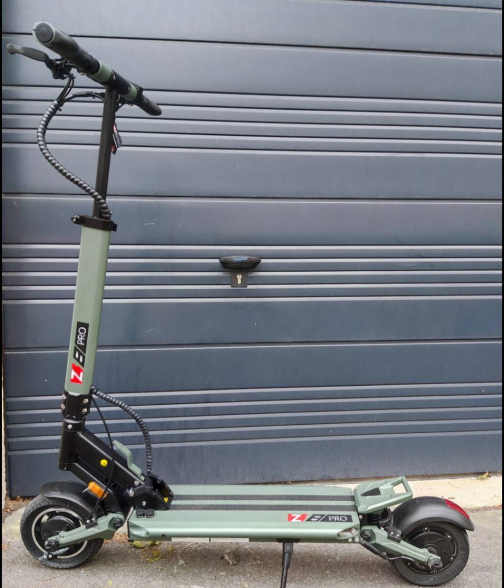 Z8PRO 2021 – 48V 15.6Ah – Trottinette électrique